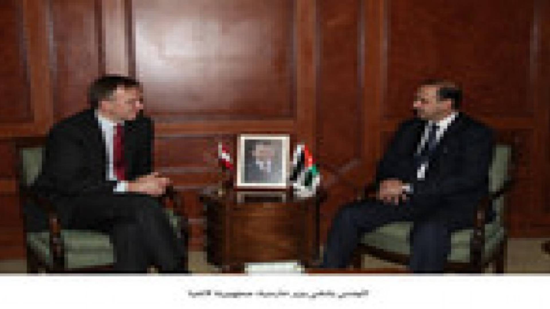 المومني يلتقي وزير الدولة للشؤون الخارجية في جمهورية لاتفيا