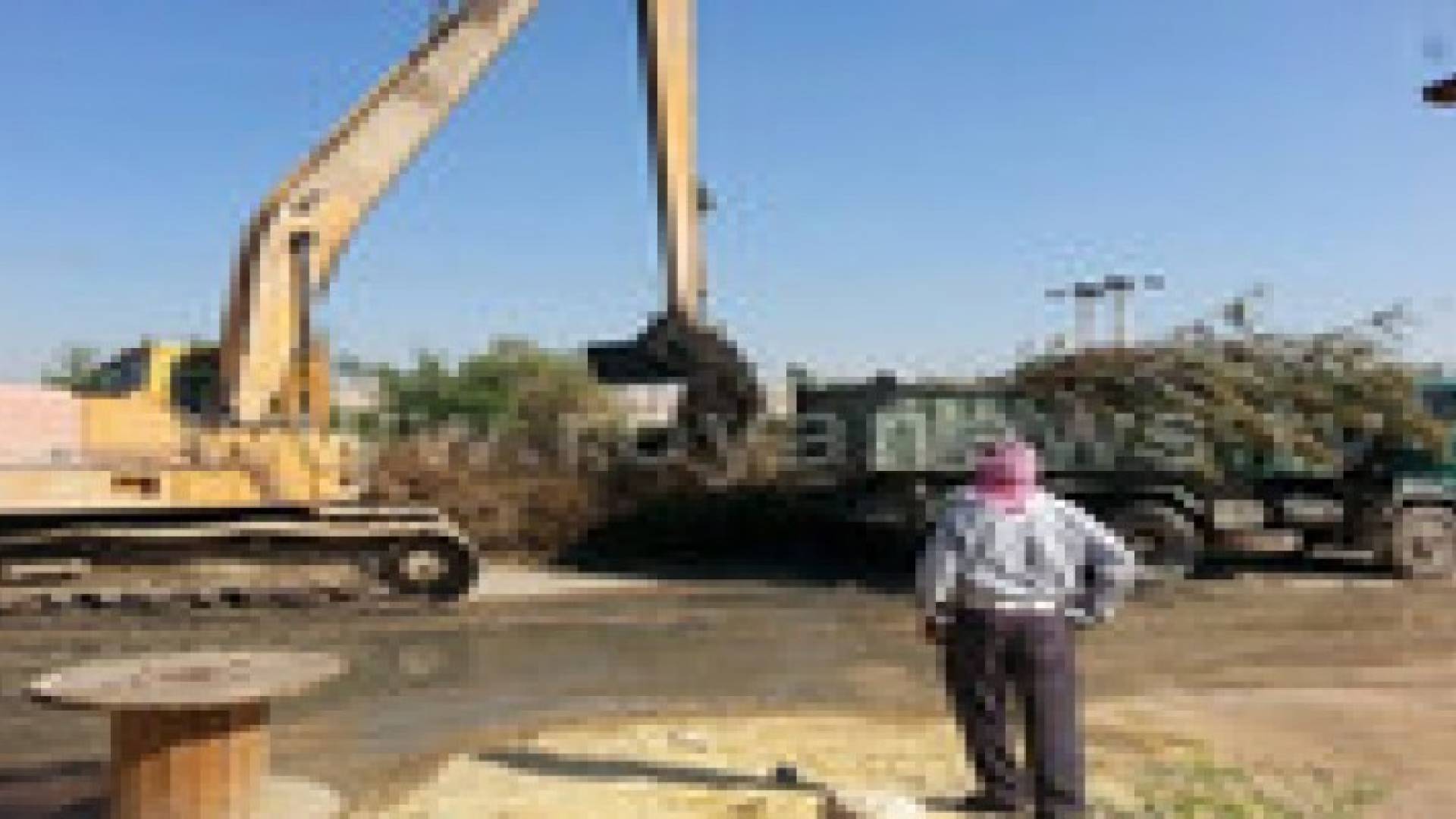 سلطة وادي الأردن تباشر بتنظيف قناة الملك عبدالله