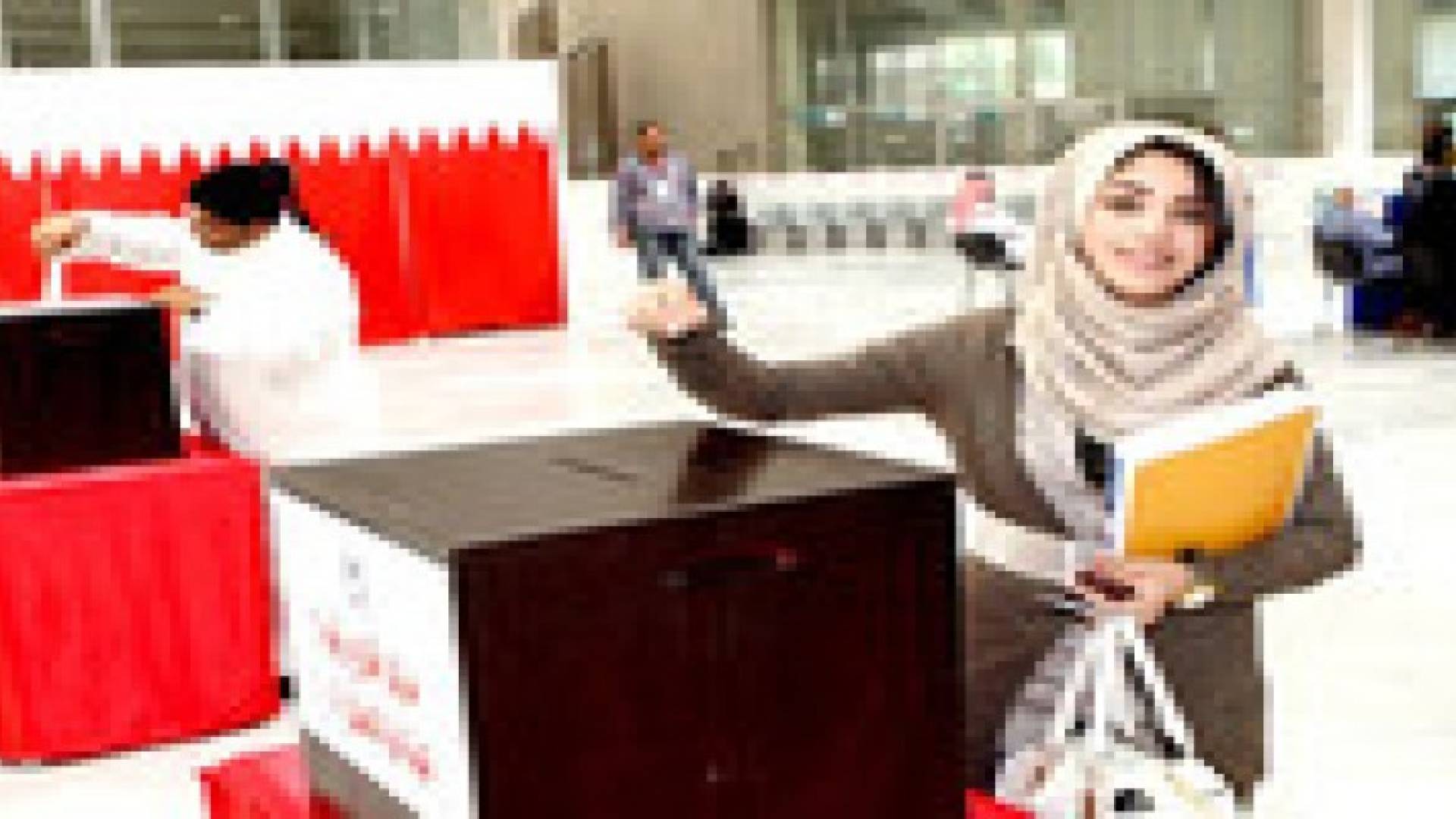 البحرين: الناخبون يختارون البرلمان والمعارضة تقاطع