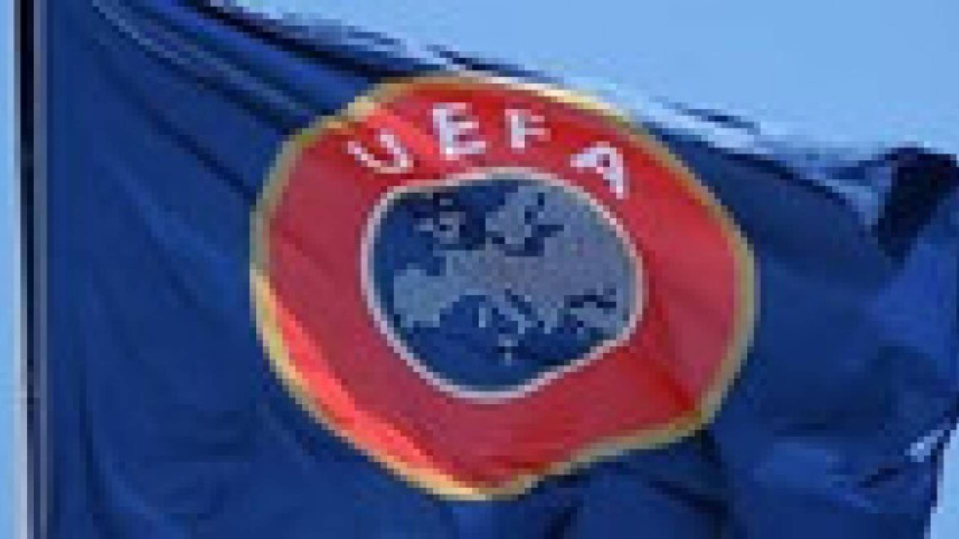 الاتحاد الاوروبي يفكر بتنزيل مرشح ضد بلاتر