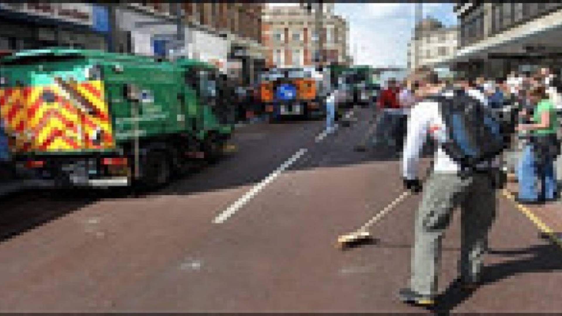 تنظيف شوارع بريطانيا من العلكة يكلف 60 مليون إسترليني