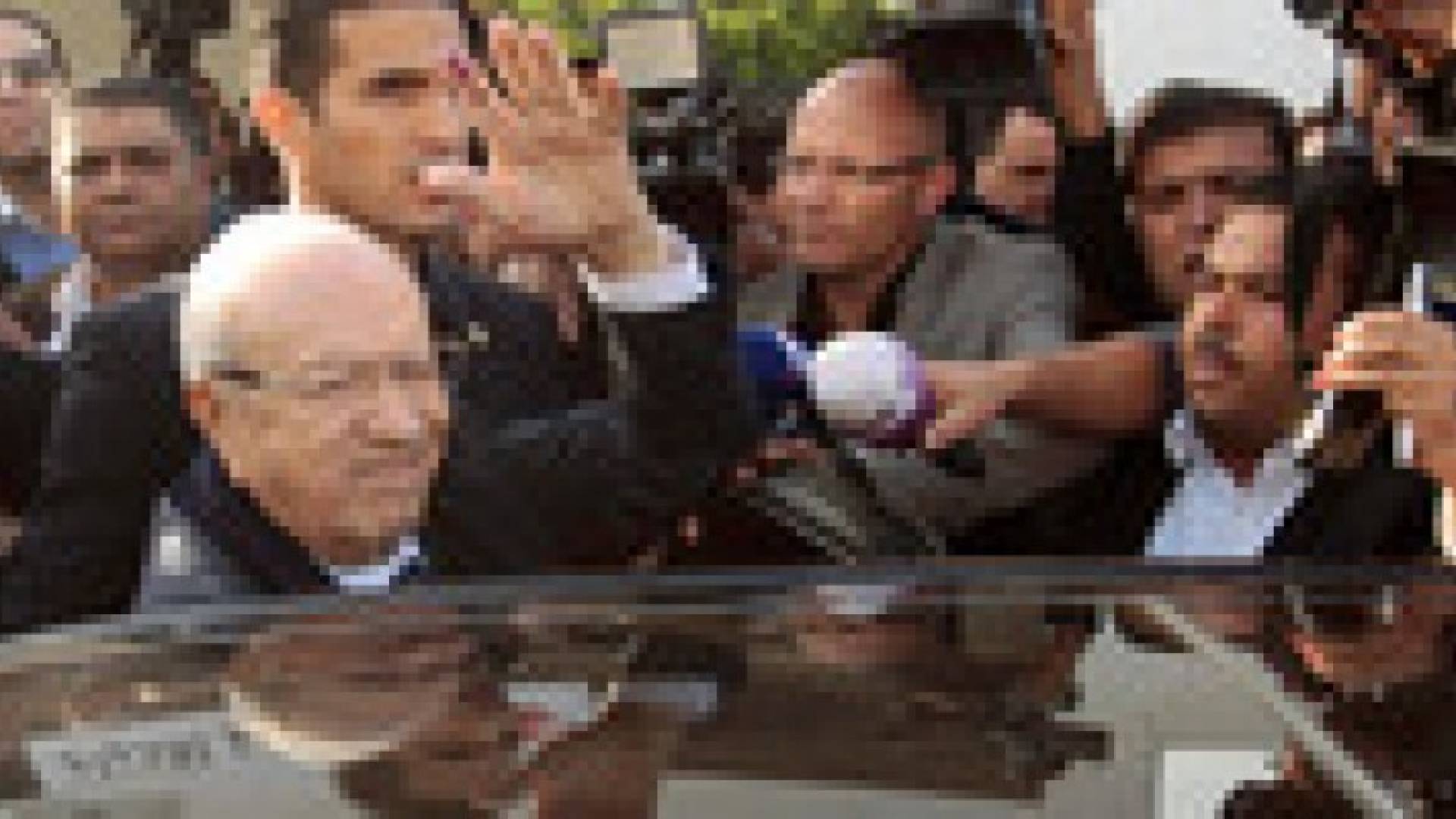 السبسي والمرزوقي للدور الثاني من رئاسية تونس