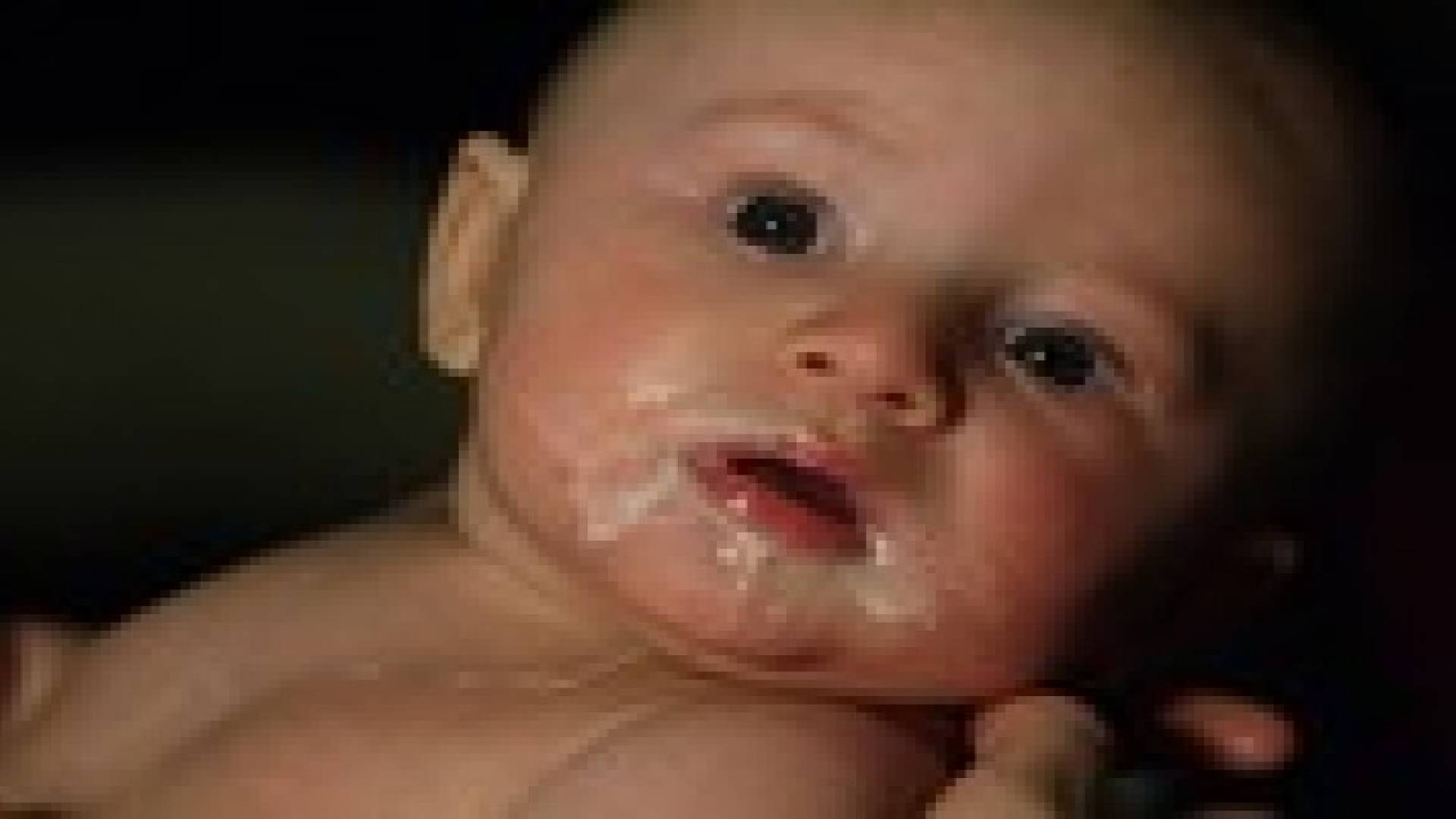 متى يستدعي تقيؤ الرضيع الحليب استشارة الطبيب؟