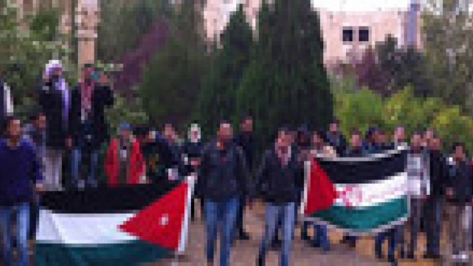 وقفة تضامنية مع المسجد الأقصى في جامعة فيلادلفيا .. صور