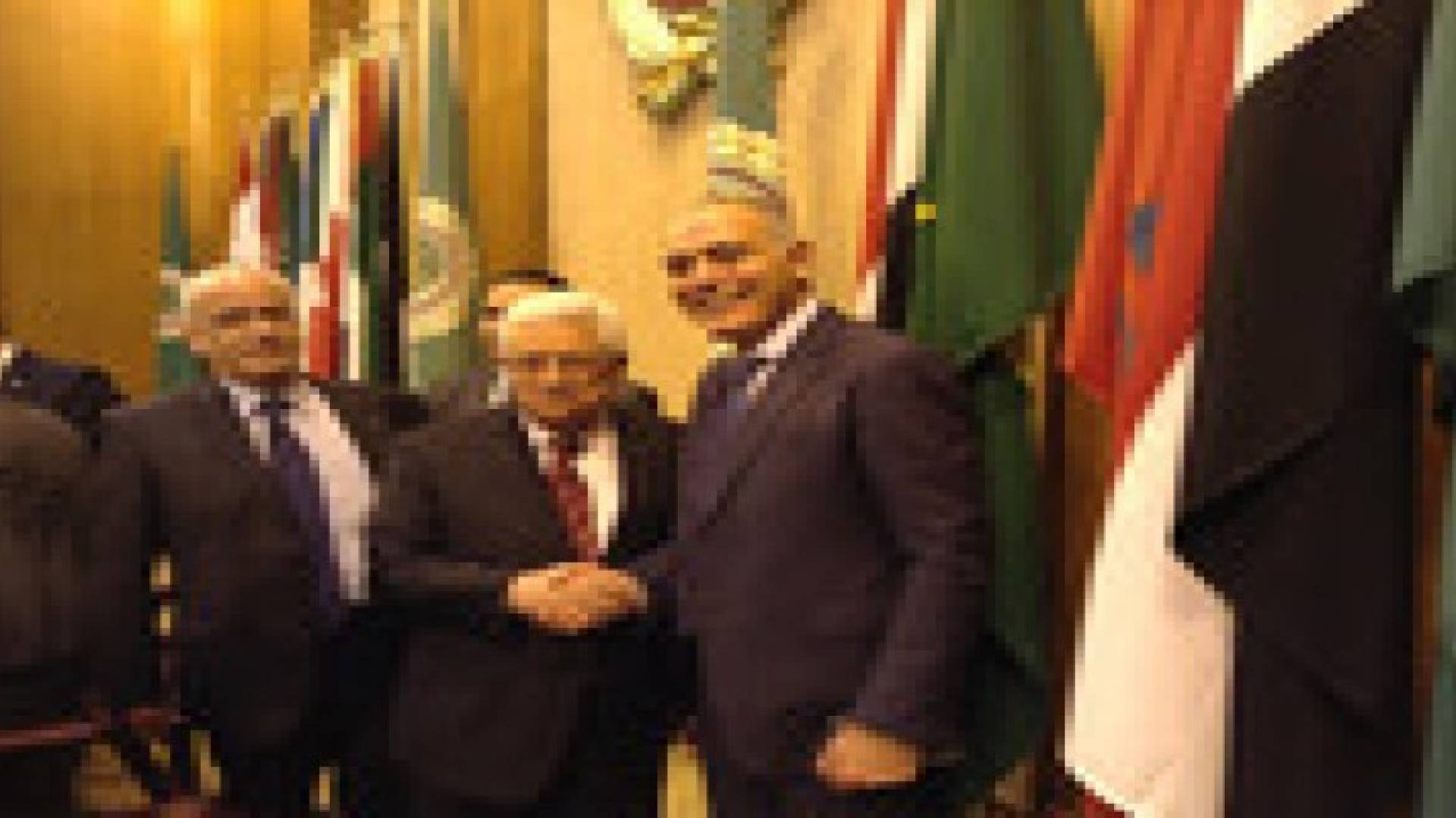 عباس يطلع الوزراء العرب على تطورات الأوضاع الفلسطينية