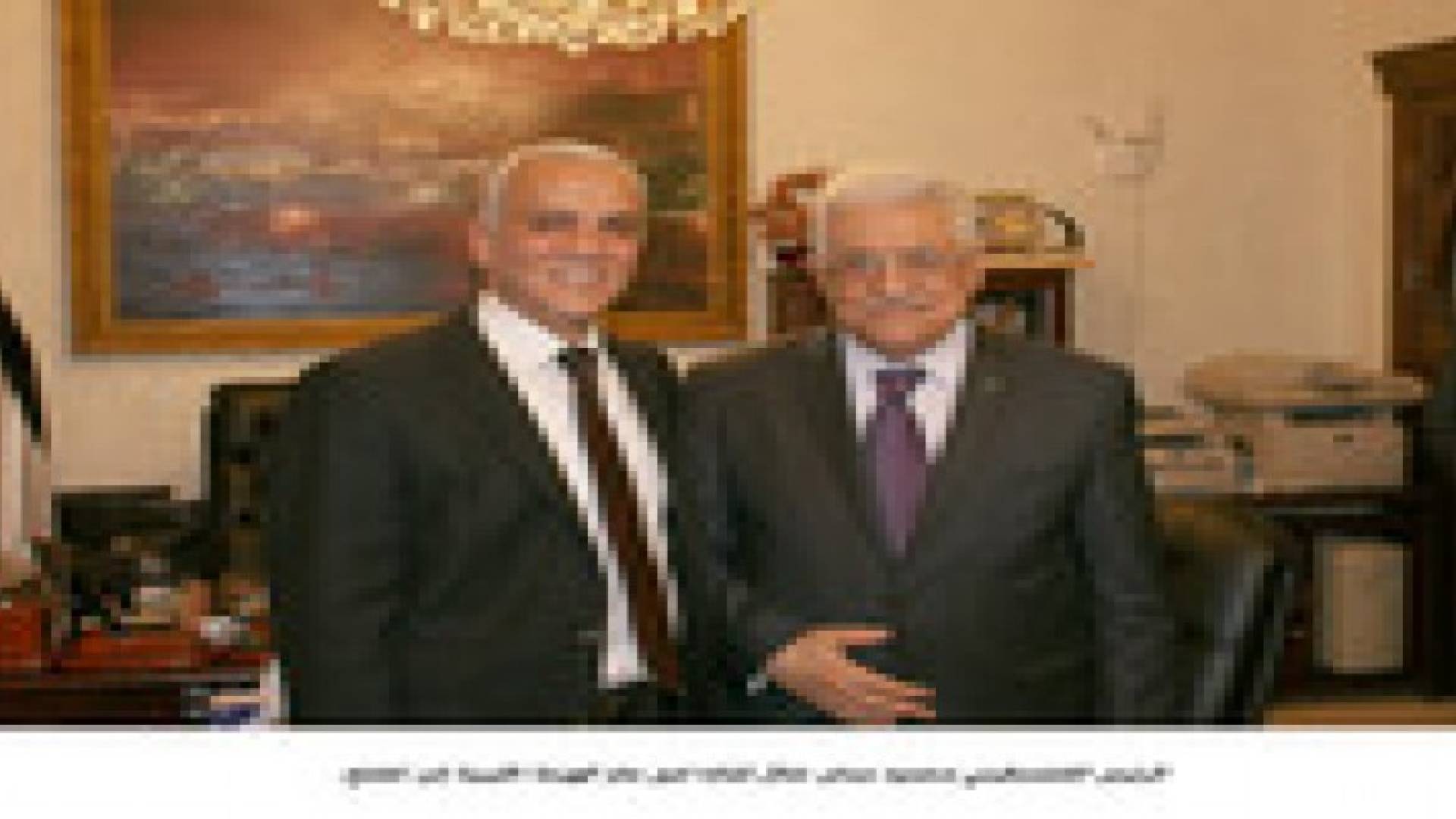 عباس يثمن جهود الهيئة الخيرية بتقديم المساعدات للشعب الفلسطيني