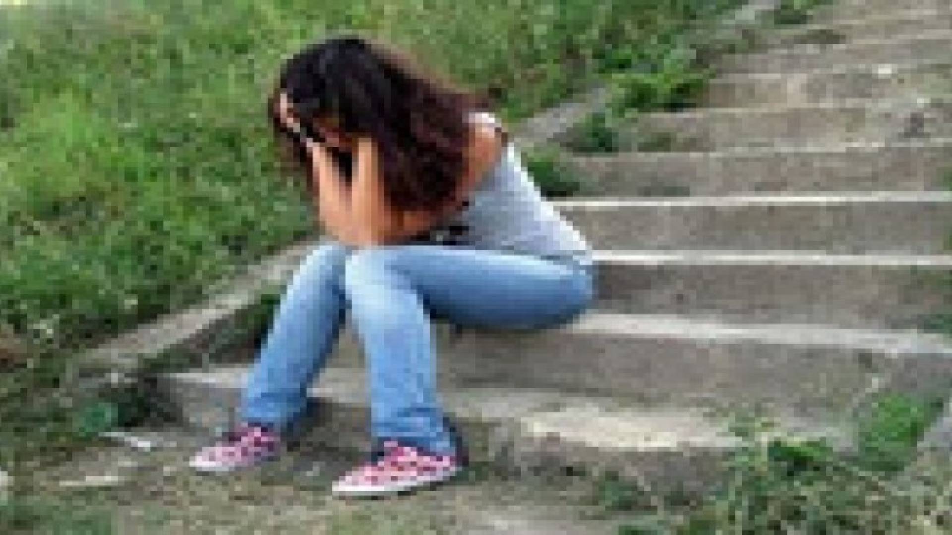توقيف شابان اغتصبا فتاة معاقة عقليا