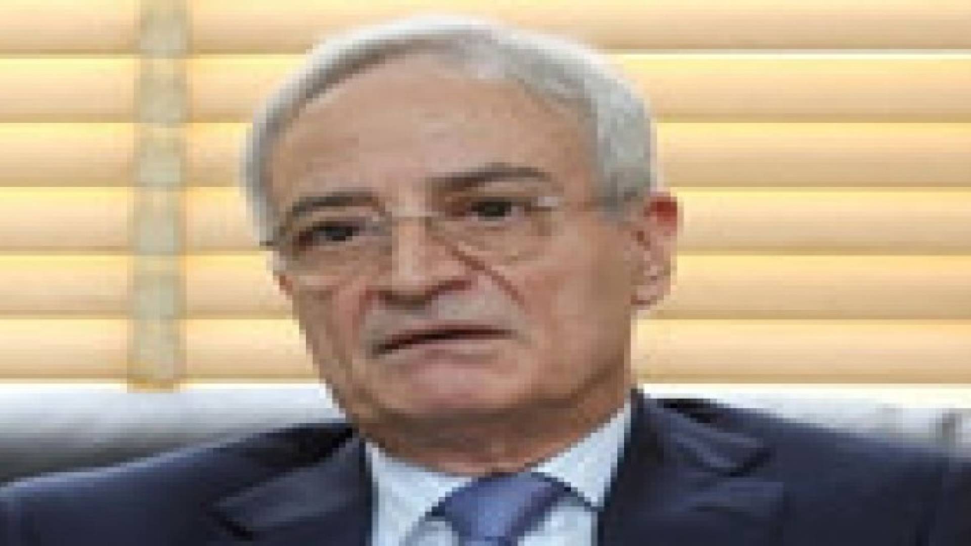 طوقان يوعز بإنجاز المعاملات المالية قبل «18» الجاري