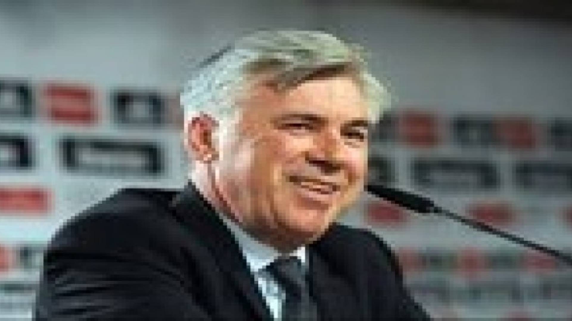 انشيلوتي يجدد عقده مع ريال مدريد