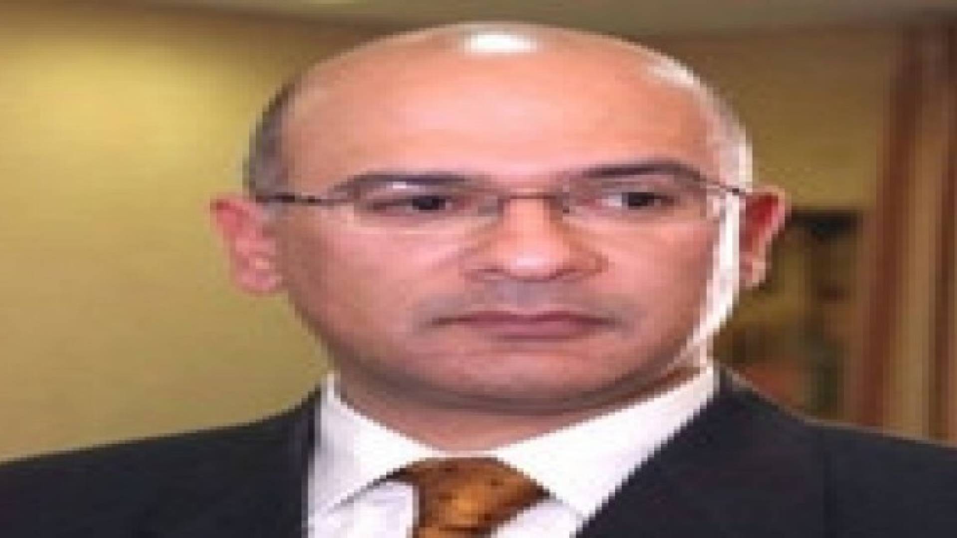 66 دينار ونصف غرامة بدل حبس "معن النسور "