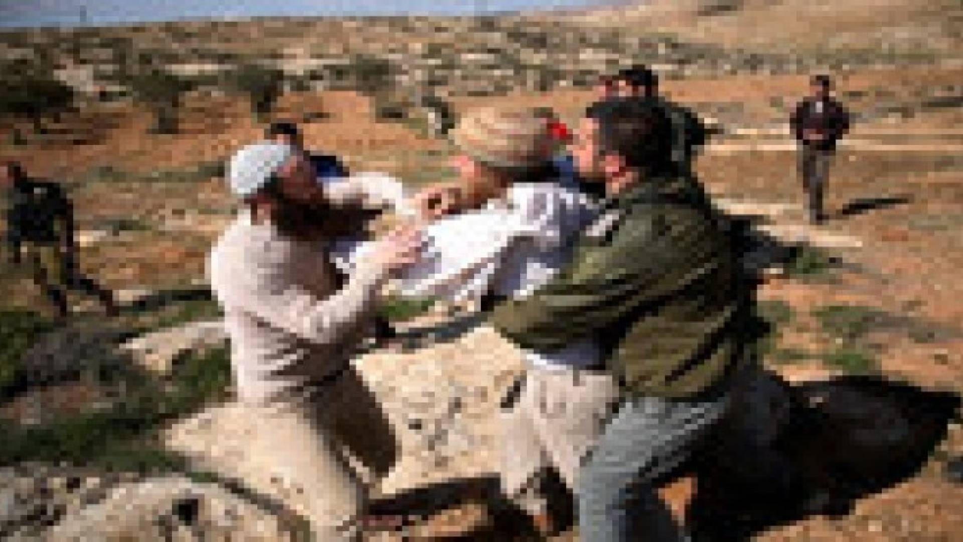 مستوطنون يهاجمون عمالا جنوب بيت لحم