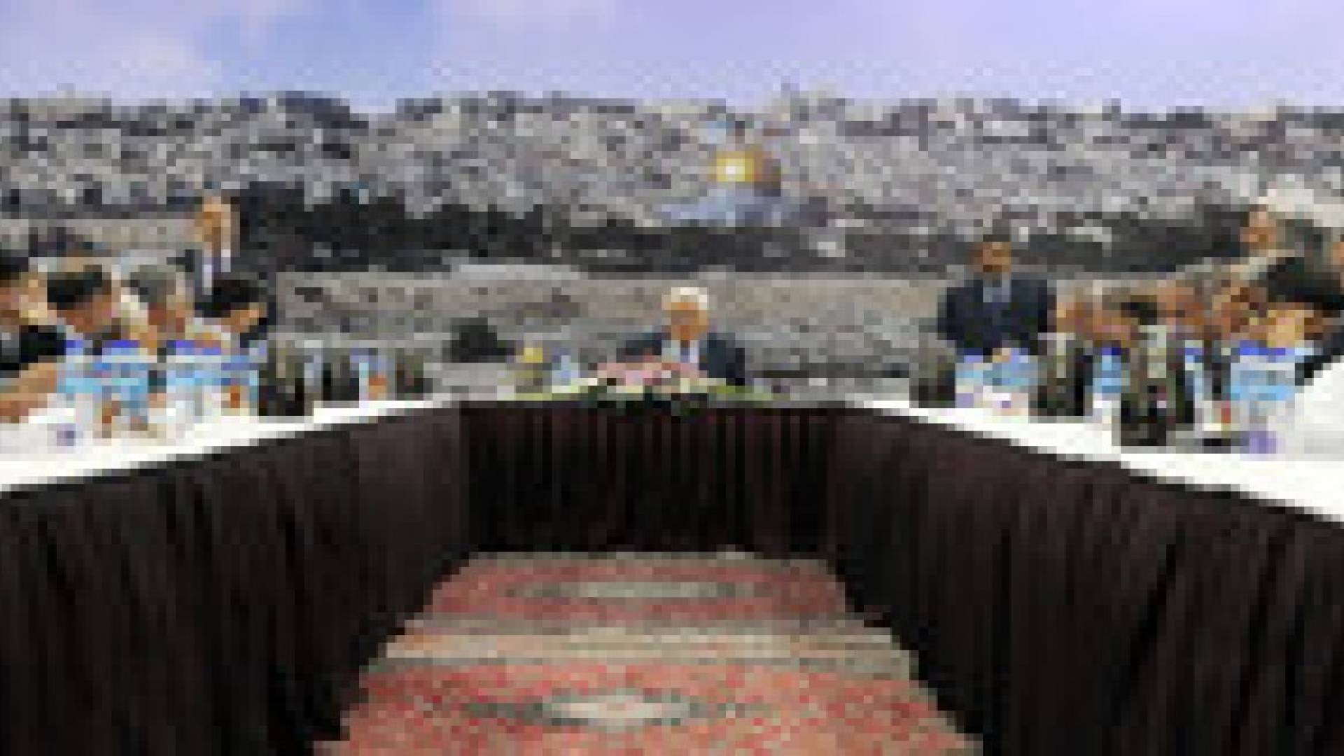 إرجاء اجتماع القيادة الفلسطينية بشأن "أبوعين" لأسباب "لوجستية"