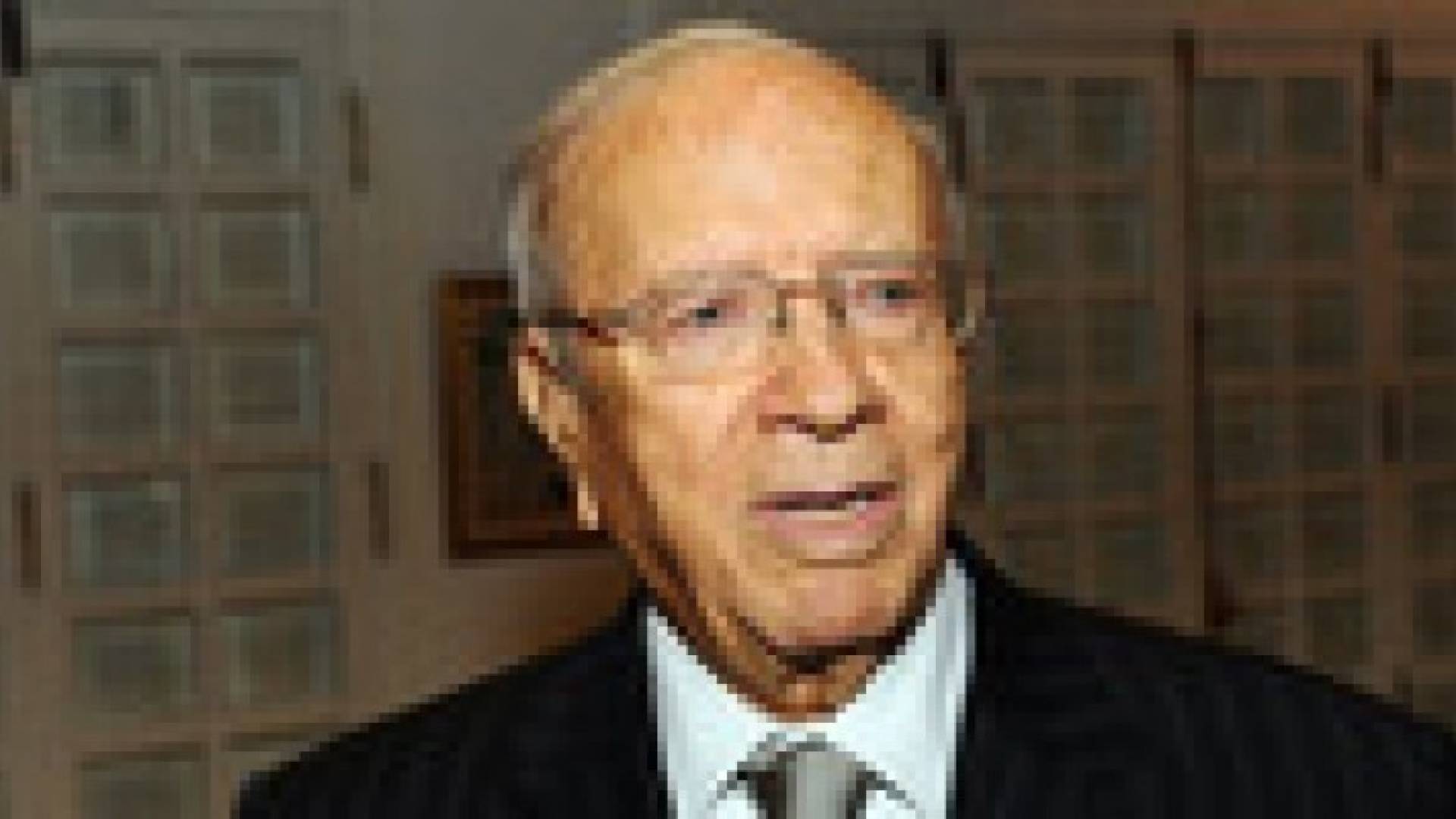 السبسي: نداء تونس لا يريد التغول على السلطة ولن نحكم بمفردنا