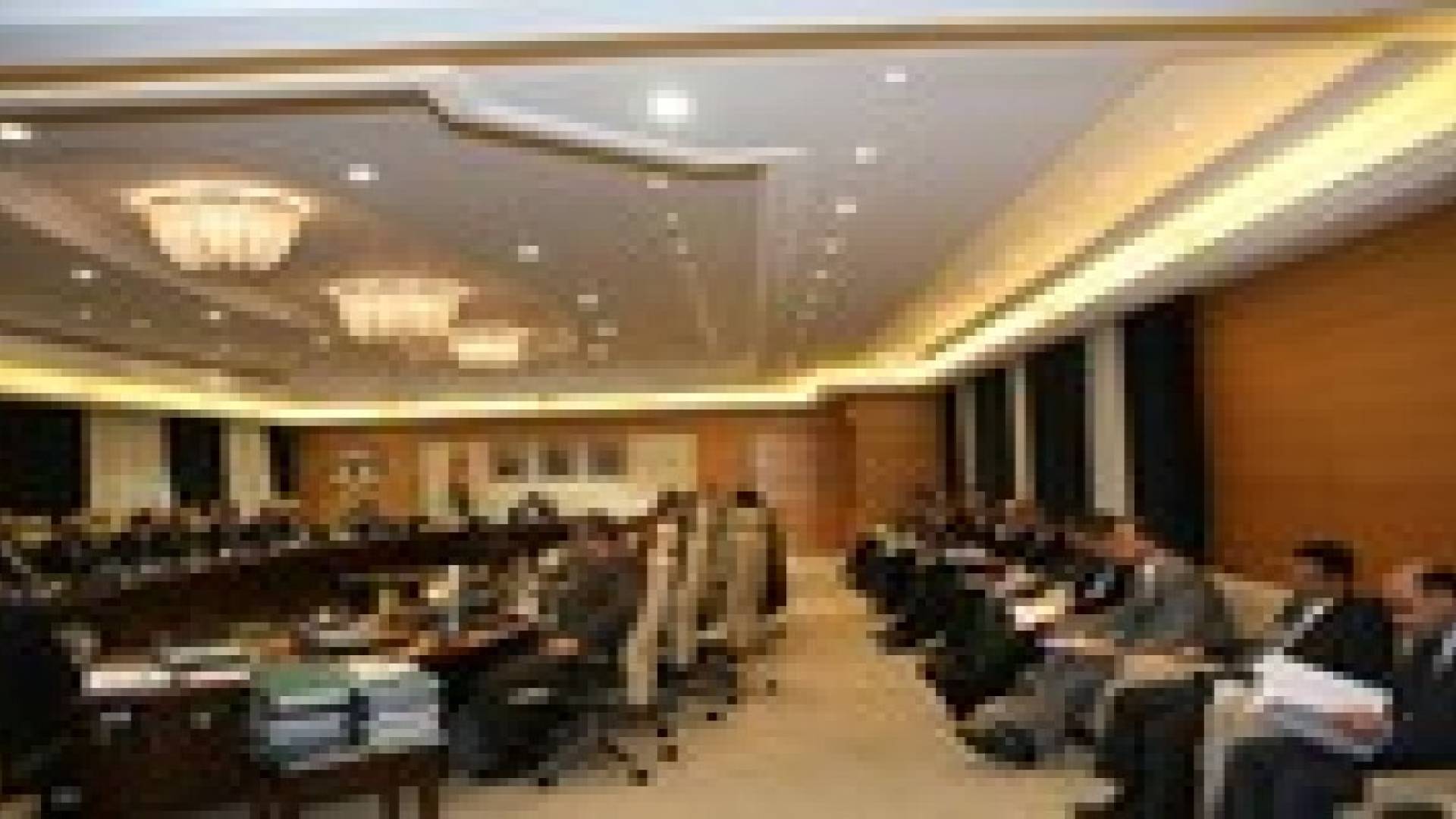 الحكومة تتسلم نهاية الأسبوع التقرير الأولي للخطة العشرية الإقتصادية