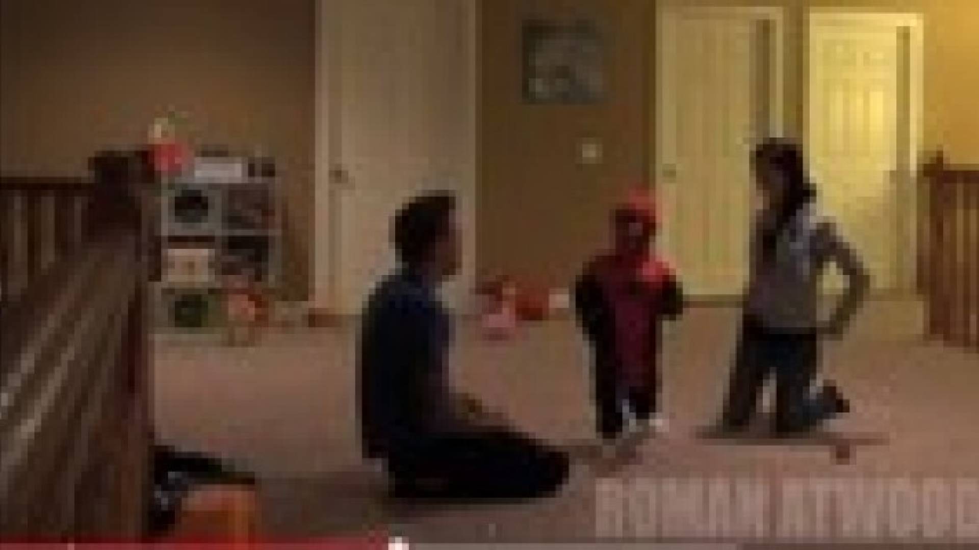 شاهد اكثر مقلب ظلما في العالم .. فيديو