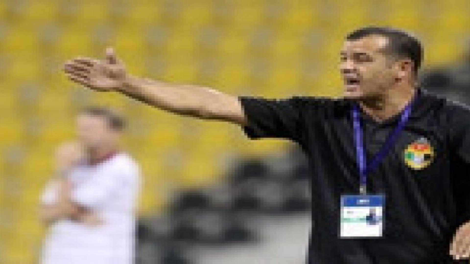 ابو عابد يقود تدريبات المنتخب الألومبي استعدادا للاستحقاقات القادمة