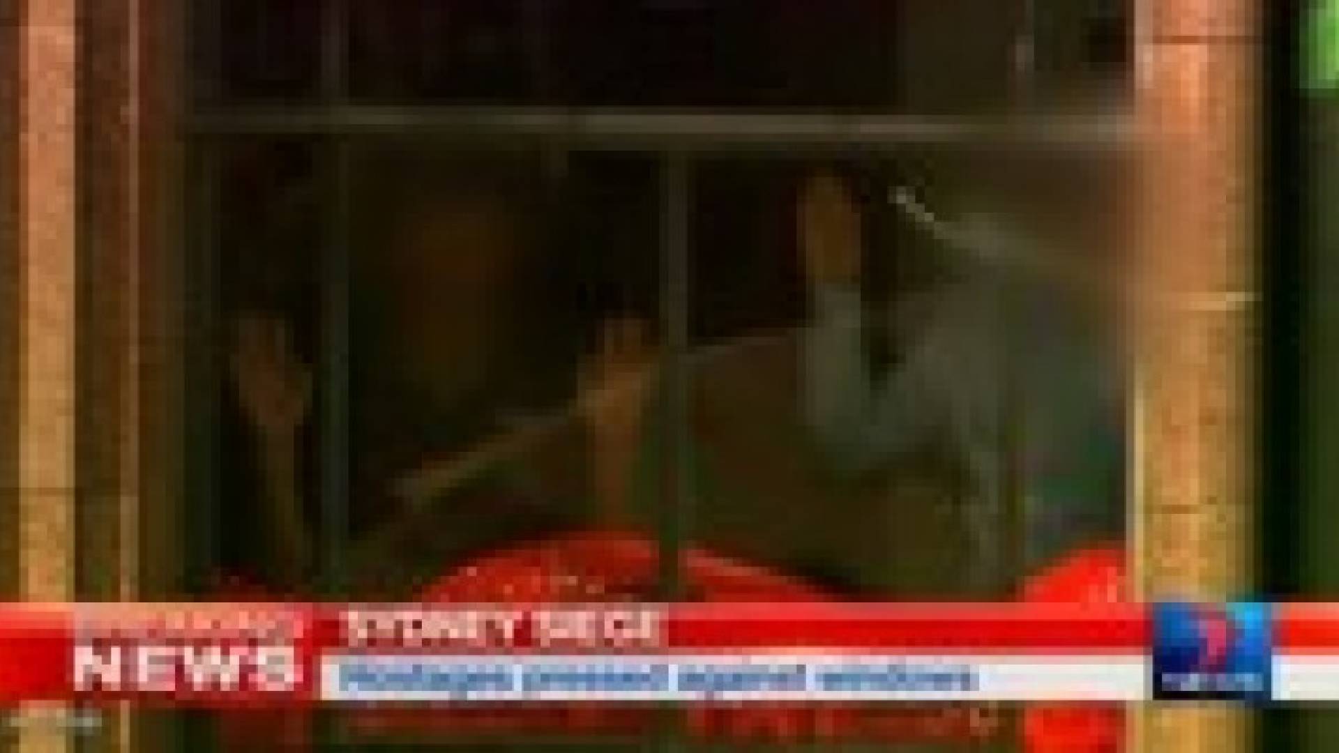 احتجاز رهائن في سيدني والشرطة تحاصر المكان.. صور وفيديو