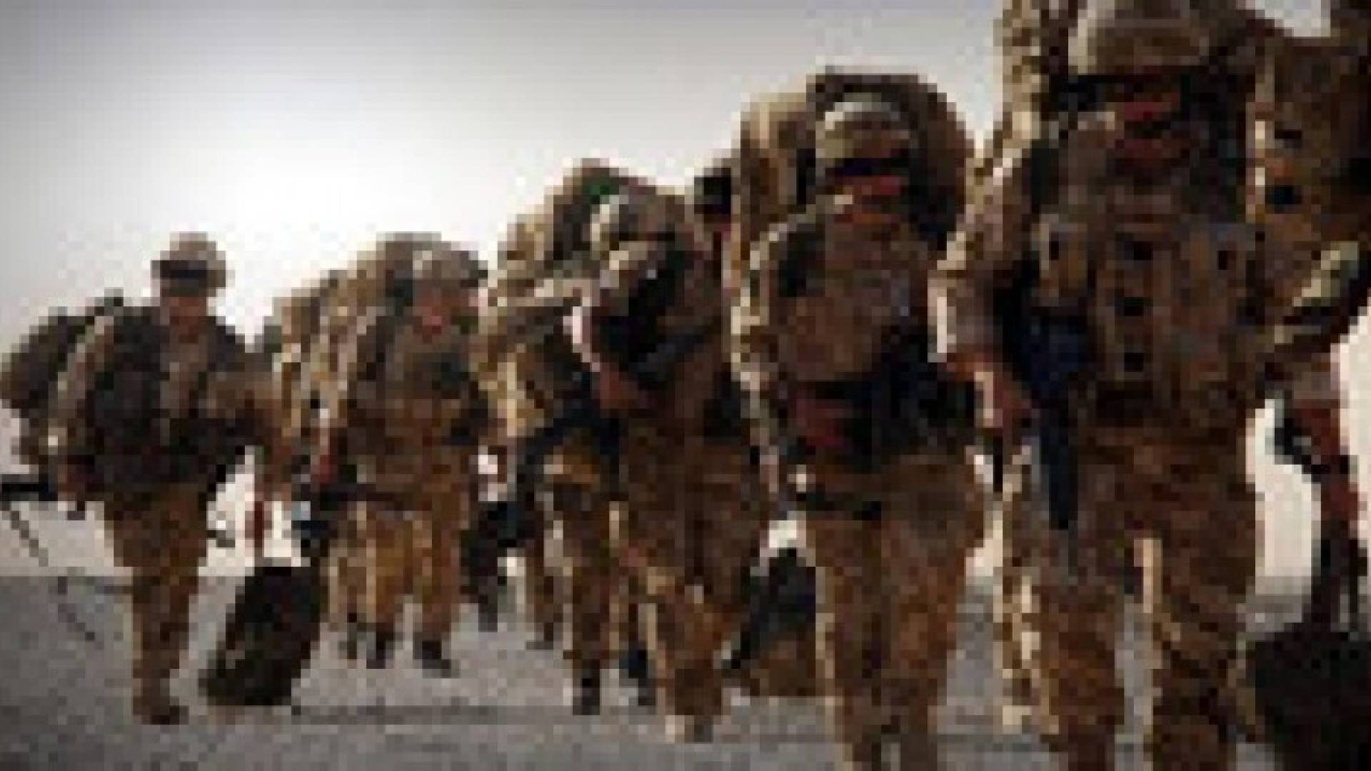 بريطانيا تعتزم إرسال مئات من جنودها إلى العراق الشهر المقبل