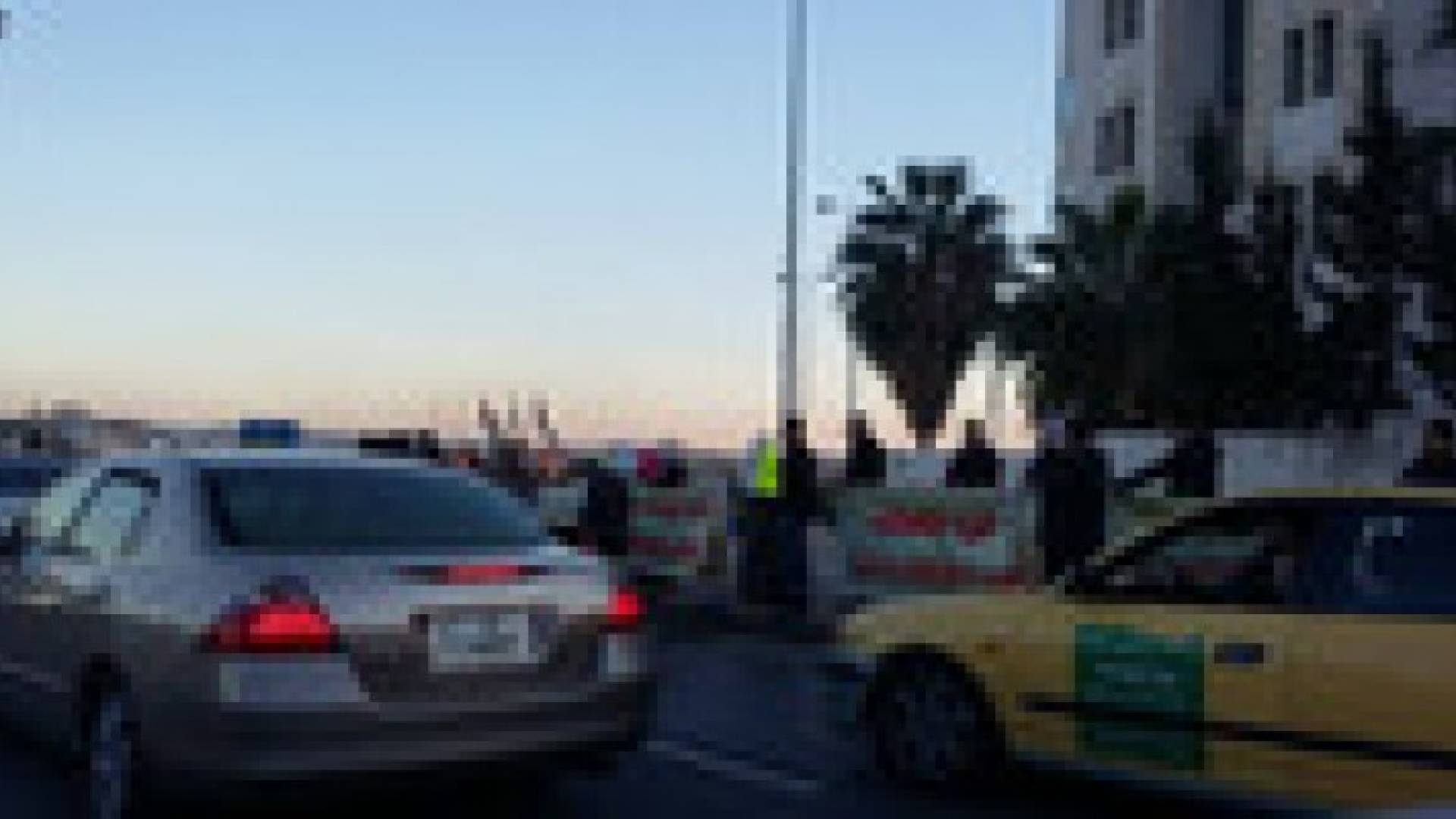 المطالبة بالافراج عن الموقوفين امام الرئاسة