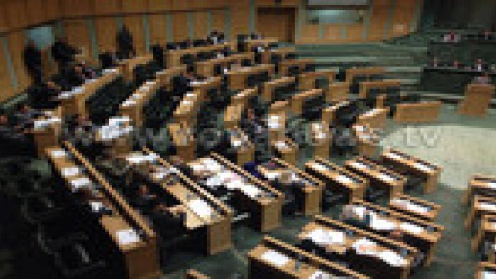 صيغة المذكرة النيابية لطرح الثقة بالحكومة..صور