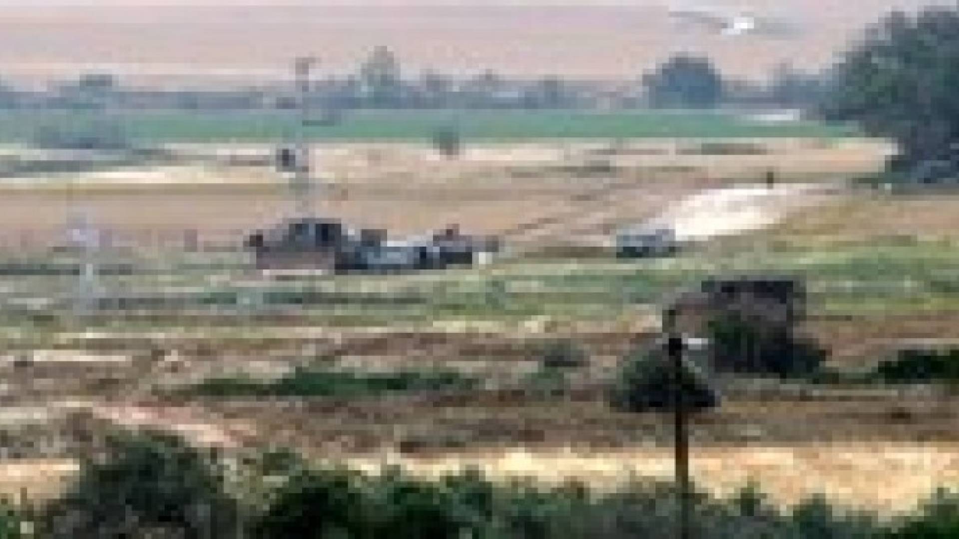 الاحتلال يقصف بالرشاشات شرقي عبسان جنوب قطاع غزة