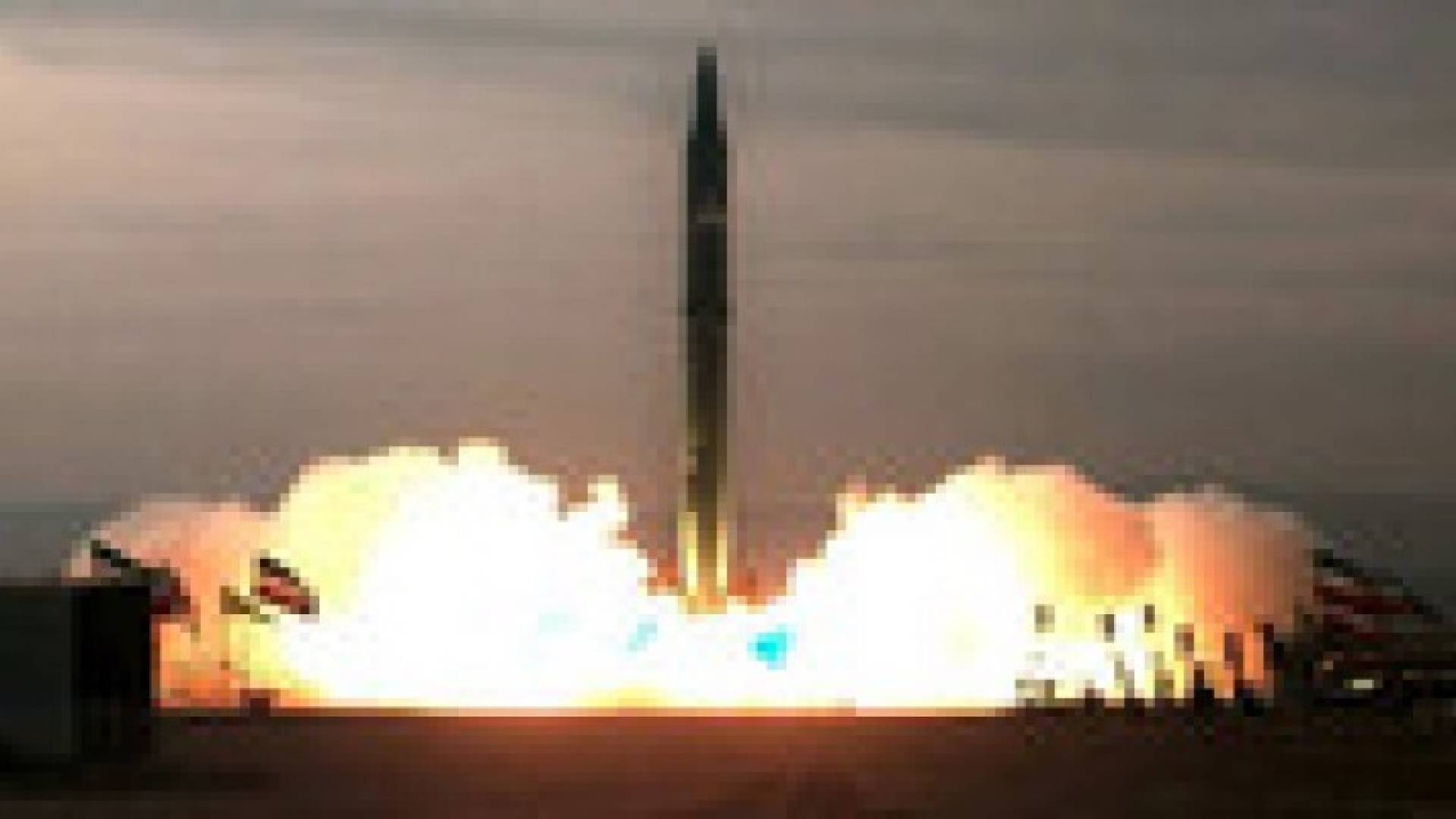 إيران: قوتنا الصاروخية الرابعة عالميا ونطور دقتها وتخفيها عن الرادار والعتبات بالعراق خط أحمر