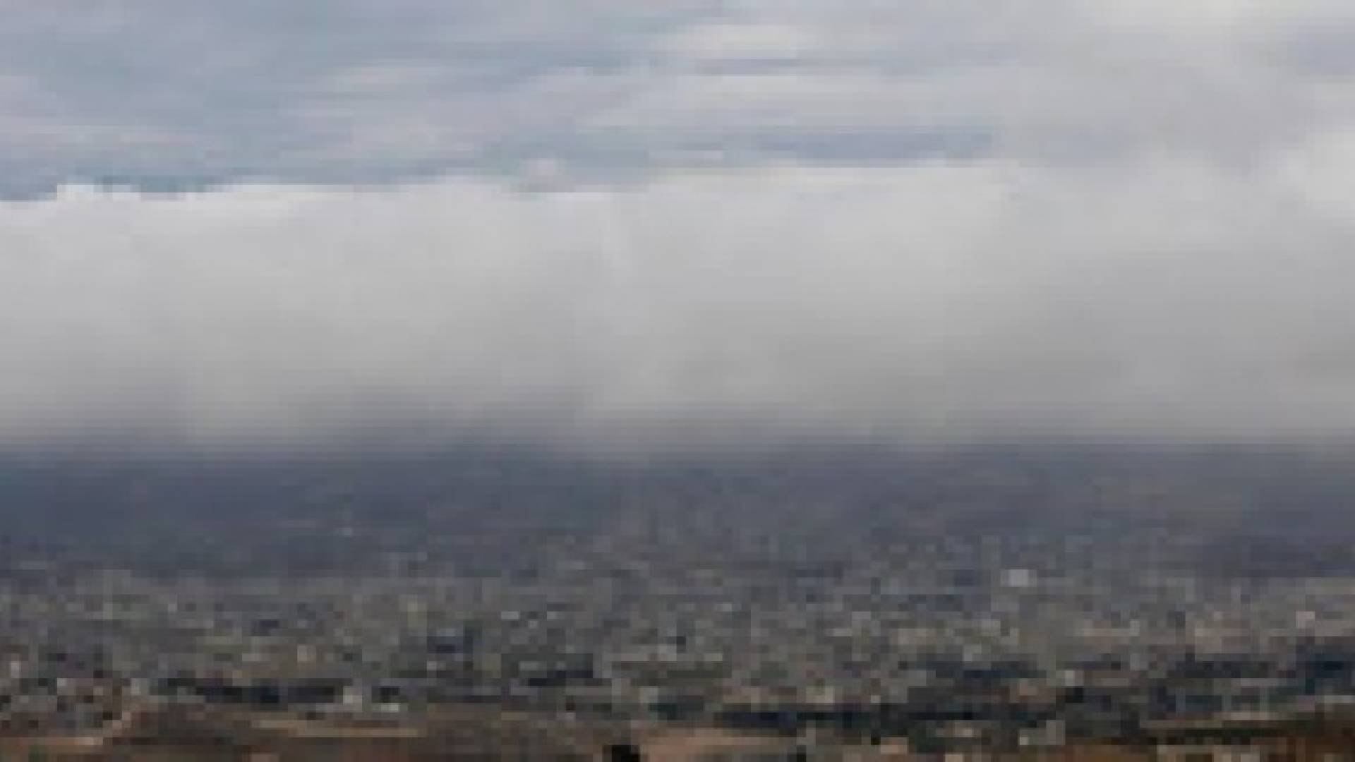 أجواء باردة وفرصة لزخات محلية من المطر وتوقع تشكل الضباب ليلا