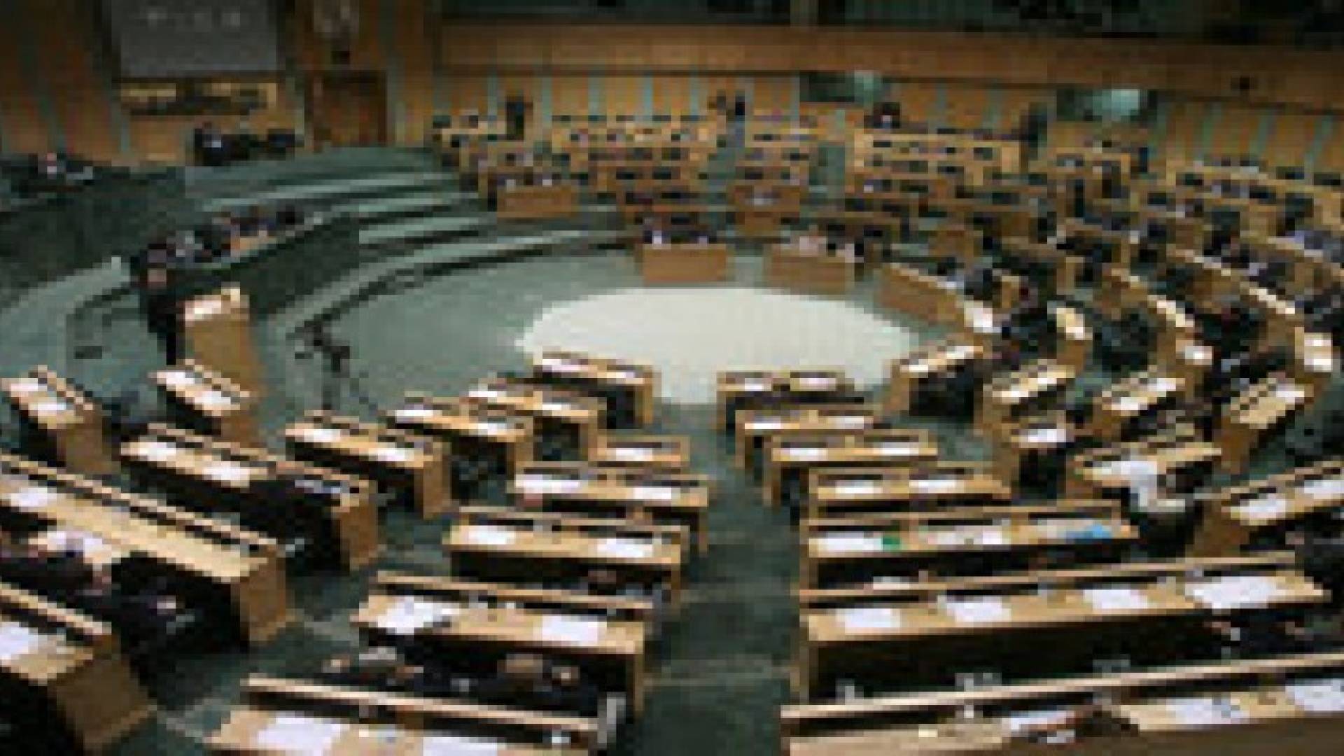 أمانة النواب تعلن عن أسماء الحضور والغياب للجلسة المسائية