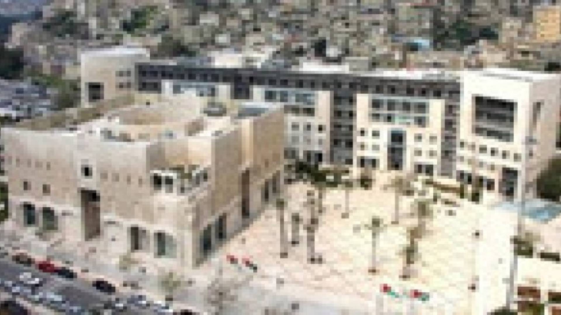 أمانة عمان ومركز تطوير الأعمال يوقعان اتفاقية شراكة
