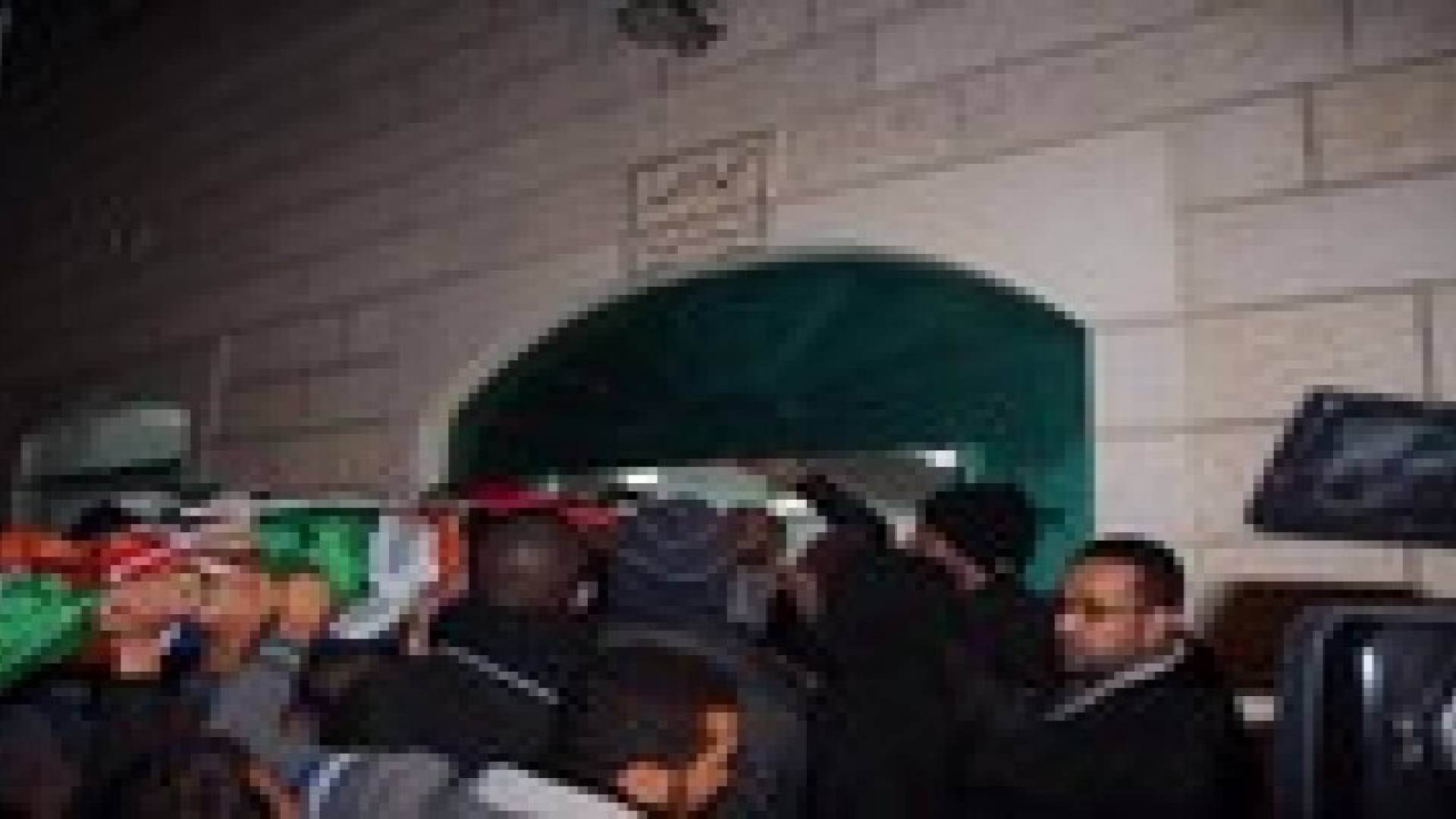 تشييع جثماني الشهيدين منفذا عملية "الكنيس " بالقدس ..صور