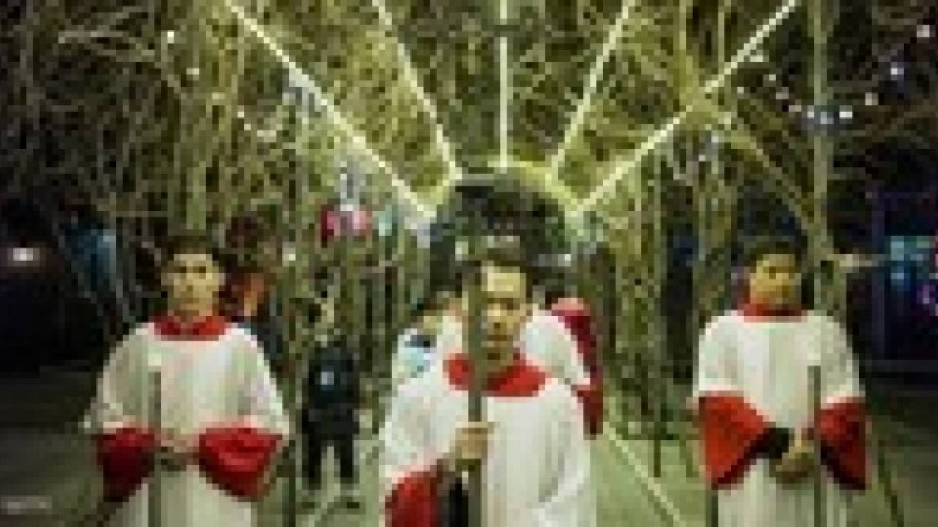 جامعة صينية تصف الاحتفال بعيد الميلاد بالهابط