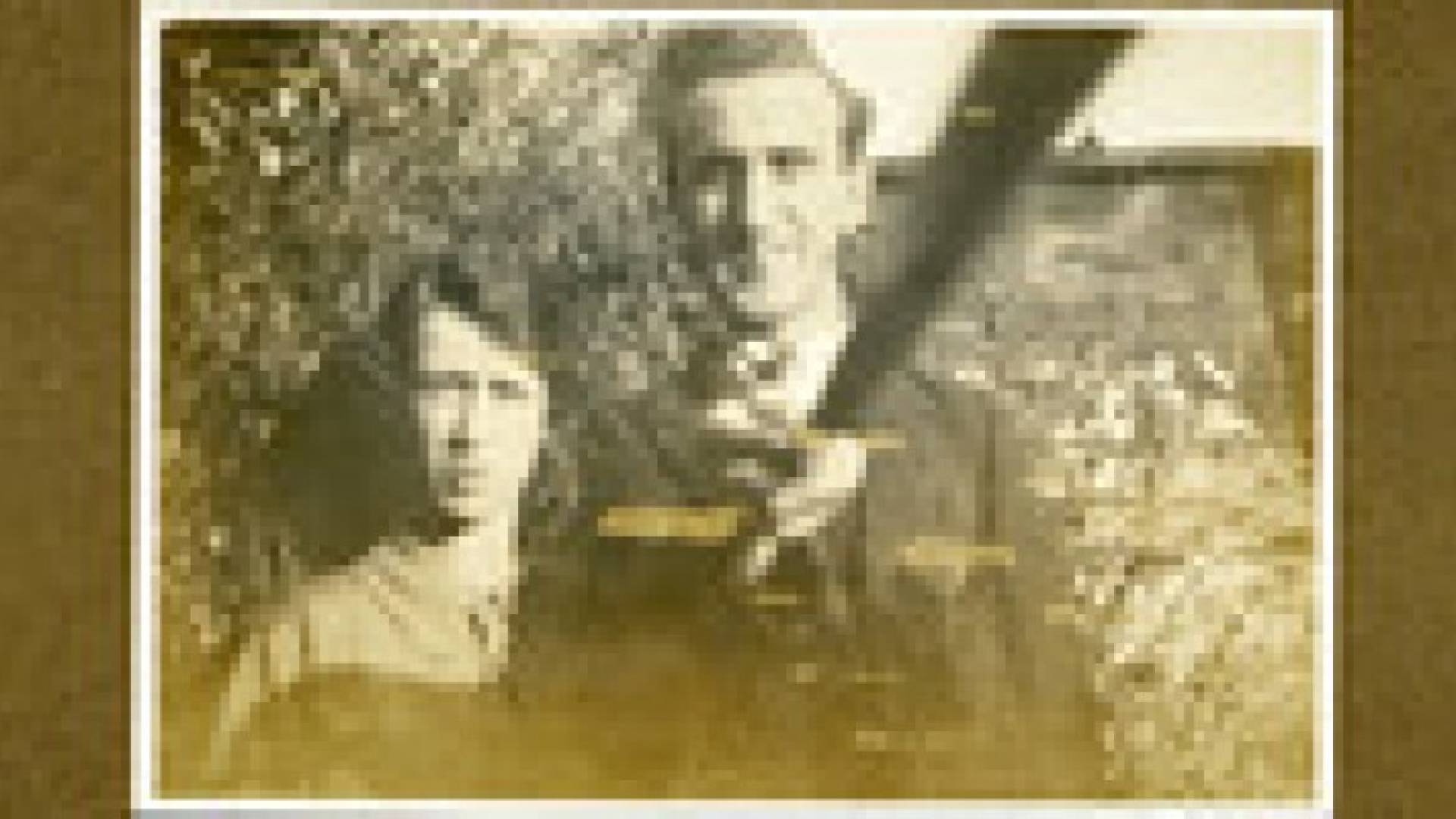 أول صورة سيلفي في التاريخ من عام  1926