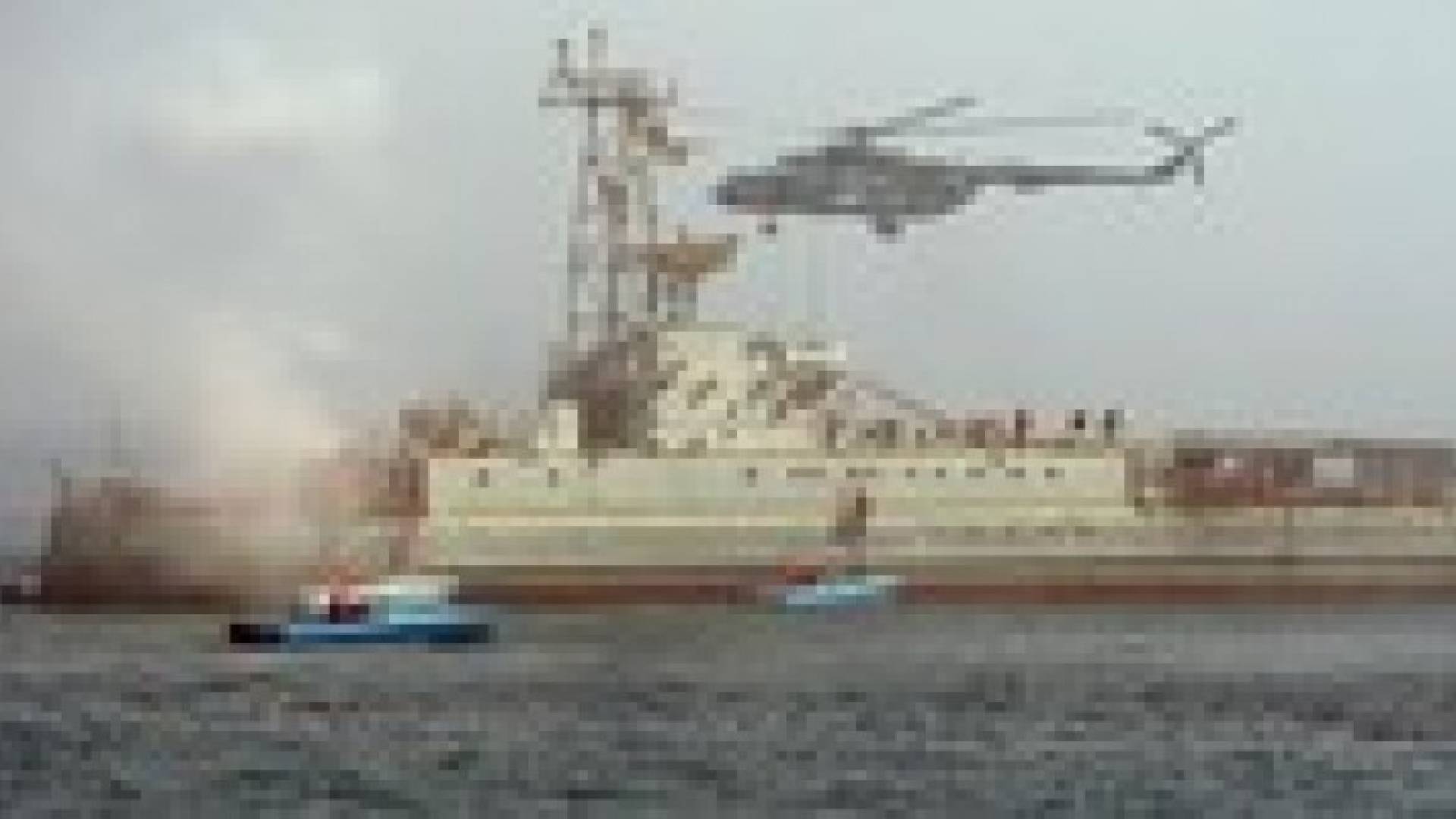 مناورات عسكرية إيرانية واسعة قرب مضيق هرمز