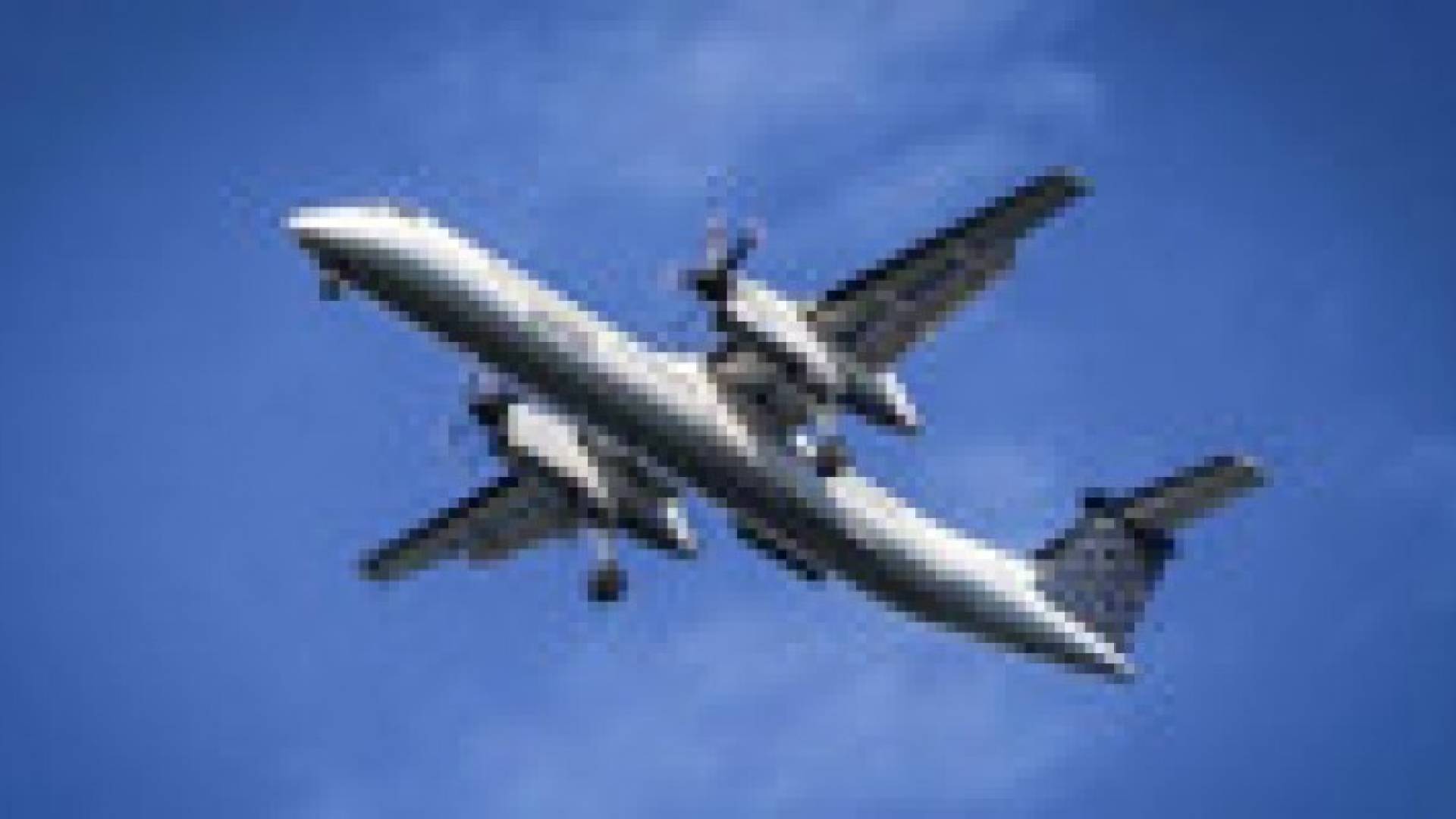 هبوط اضطراري لطائرتين كنديتين بعد تصاعد دخان منهما