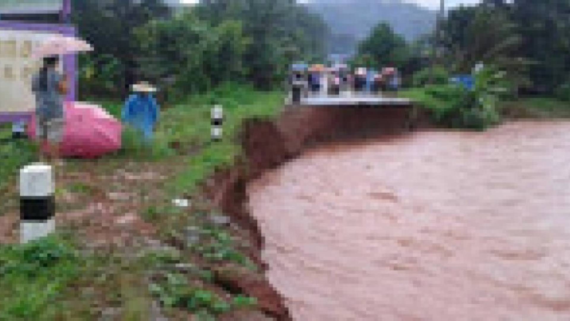 السيول تقتل 24 شخصا في تايلاند وماليزيا