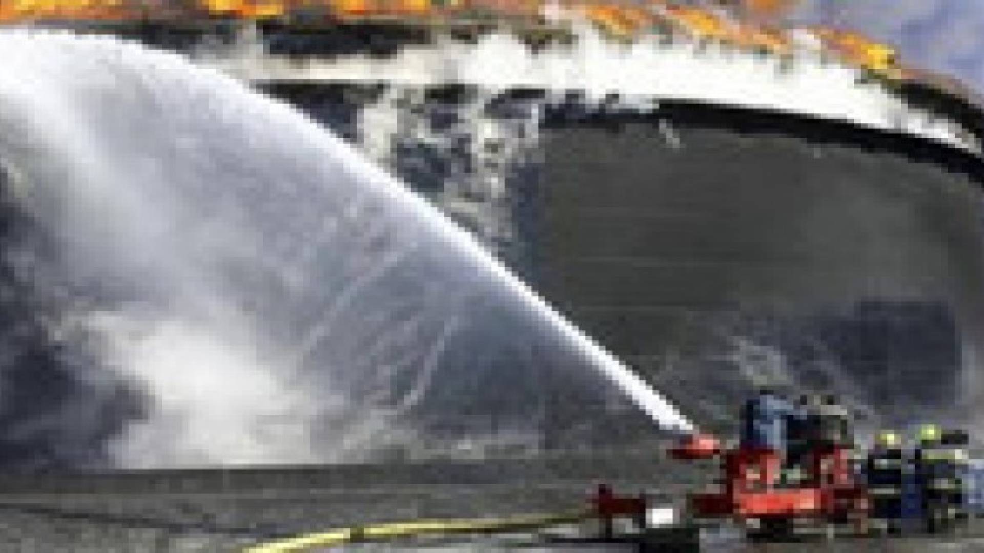 شركة أميركية تخمد حريق السدرة مقابل 6 ملايين دولار