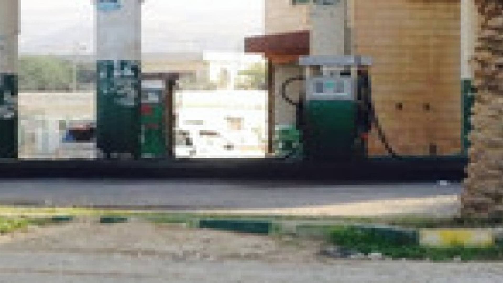 أسعار المحروقات تعيق حركه السير في الشونة الجنوبية