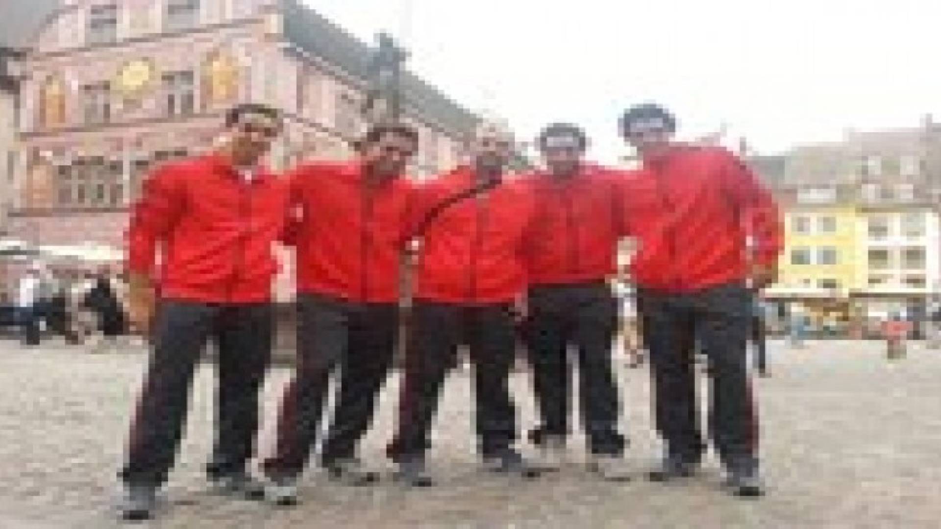 منتخب الاسكواش الوطني يبدأ مشاركته في بطولة بريطانيا المفتوحة للناشئين