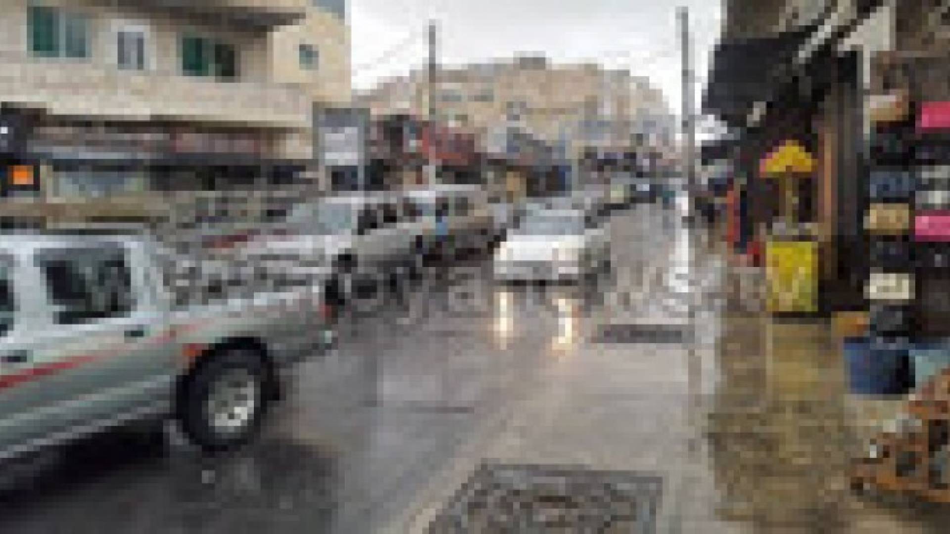 أمطار الخير تتساقط على الكرك .. صور