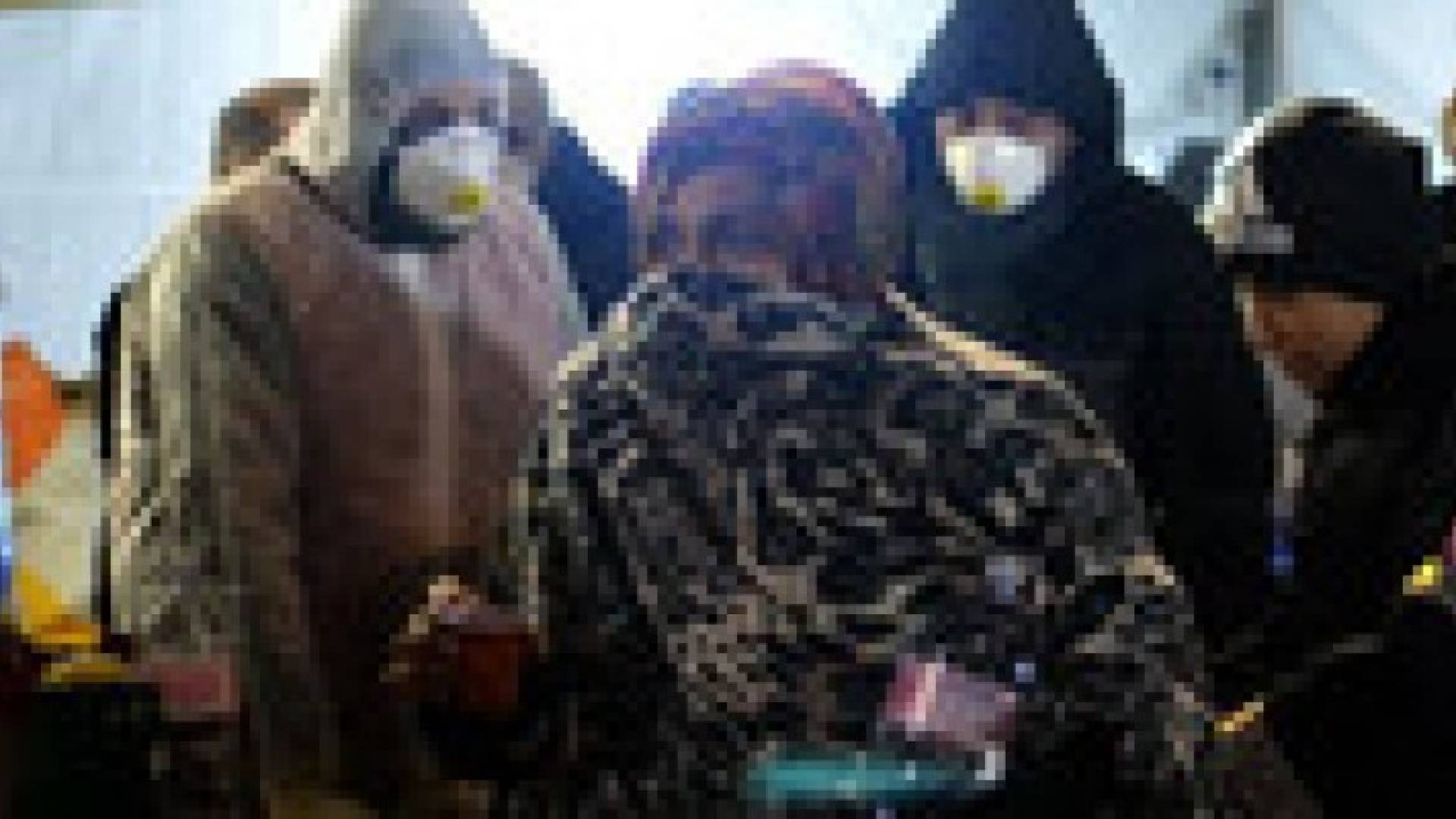 البحرية الايطالية تنقذ سفينة شحن تنقل مهاجرين هي الثالثة خلال اسبوعين