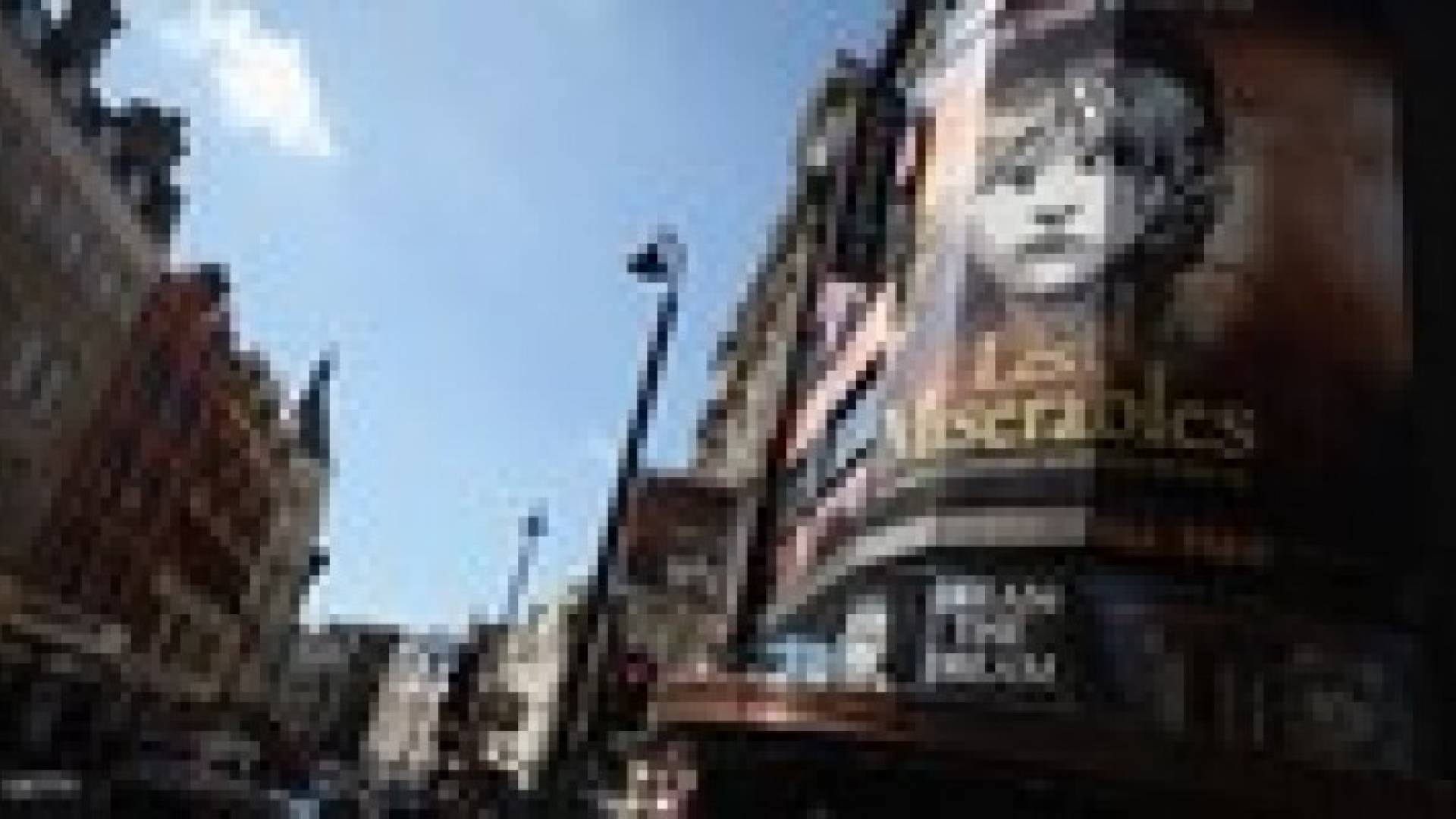 إجلاء المئات إثر حريق محدود في مسرح بلندن