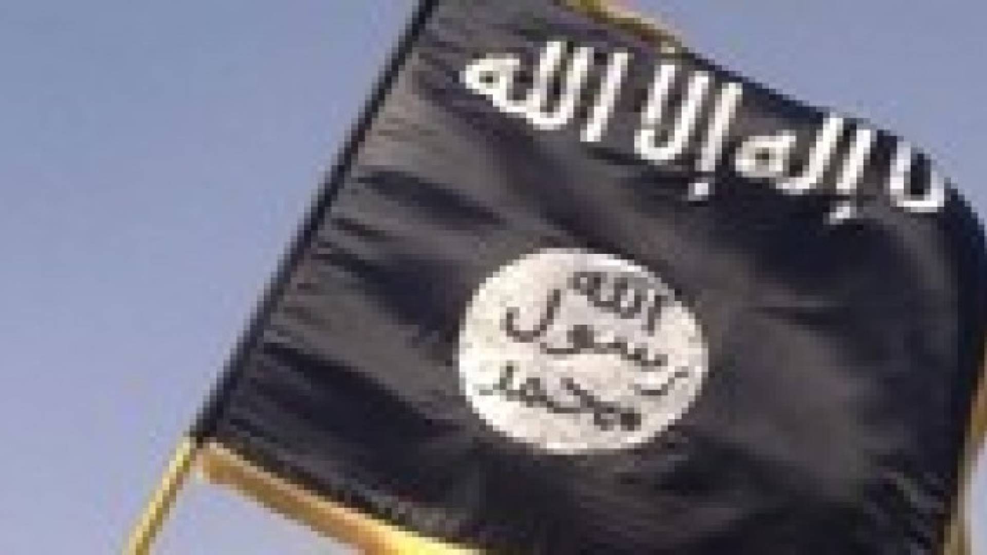 العراق : داعش يطلق معتقلين اتهمهم بحرق رايته