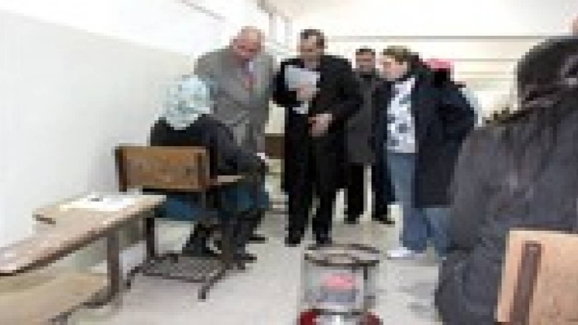 وزير التربية والتعليم يتفقد قاعات امتحان شهادة الثانوية