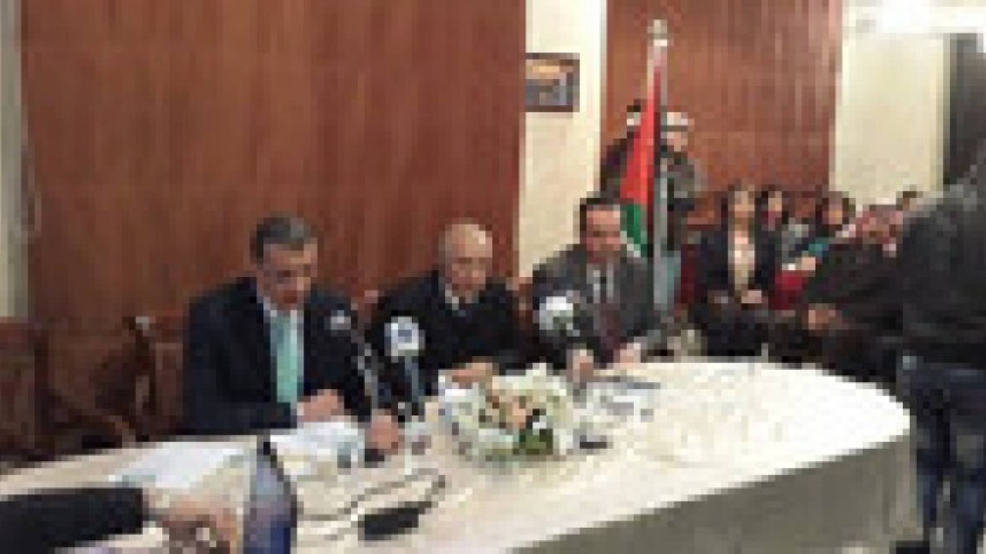 اخليف الطراونة يستعرض واقع التعليم العالي