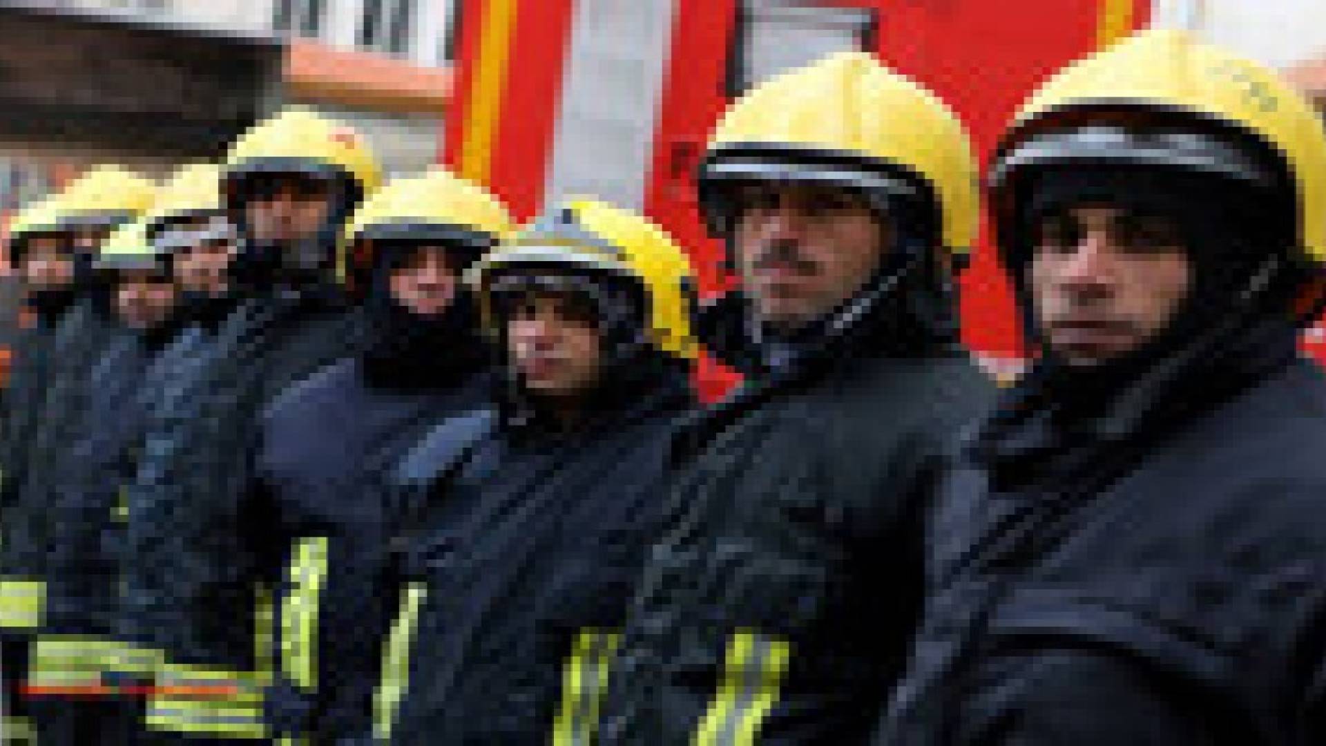 إنقاذ 1686 علقوا و234 غسيل كلى و72 حالة ولادة خلال العاصفة