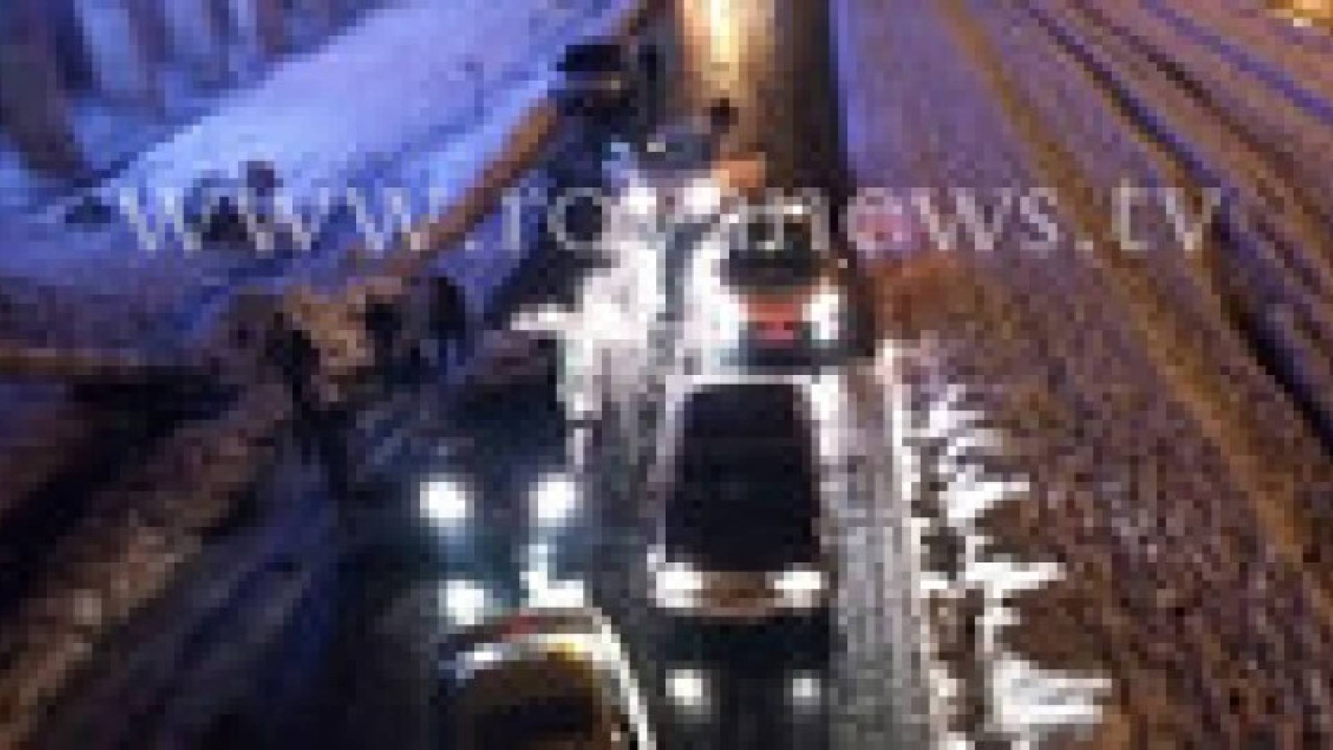 عشرات المركبات عالقة على طريق صويلح.. صور