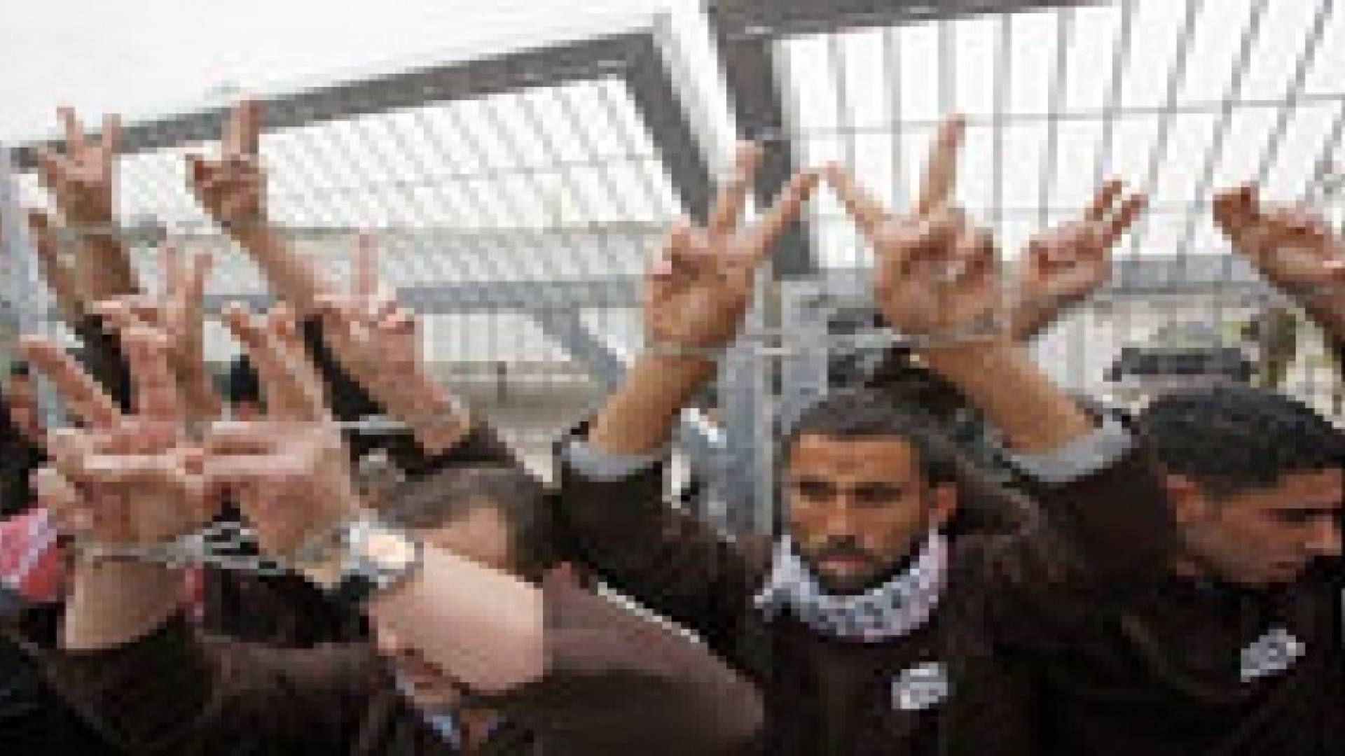 أهالي الأسرى بغزة ينظمون وقفة تضامنية مع ذويهم