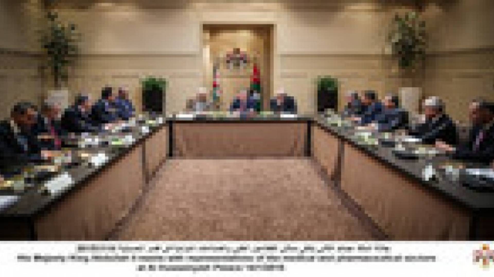 الملك يلتقي ممثلي القطاعين الطبي والصناعات الدوائية