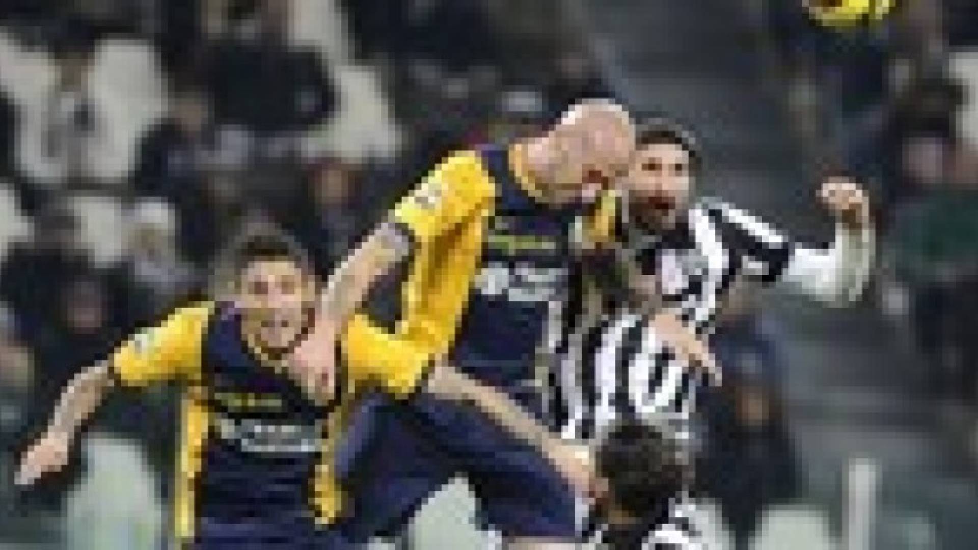 يوفينتوس يواصل الصدارة بعد تجاوزه فيرونا برباعية