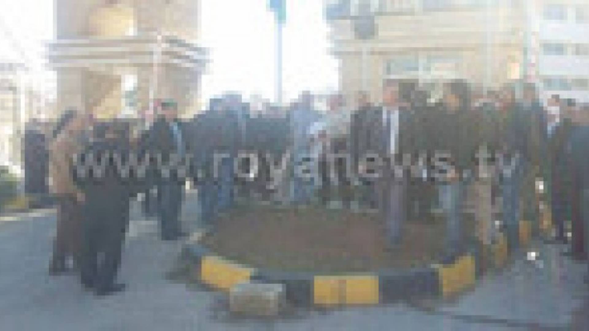 اعتصام لموظفي سلطة المصادر الطبيعية .. صور